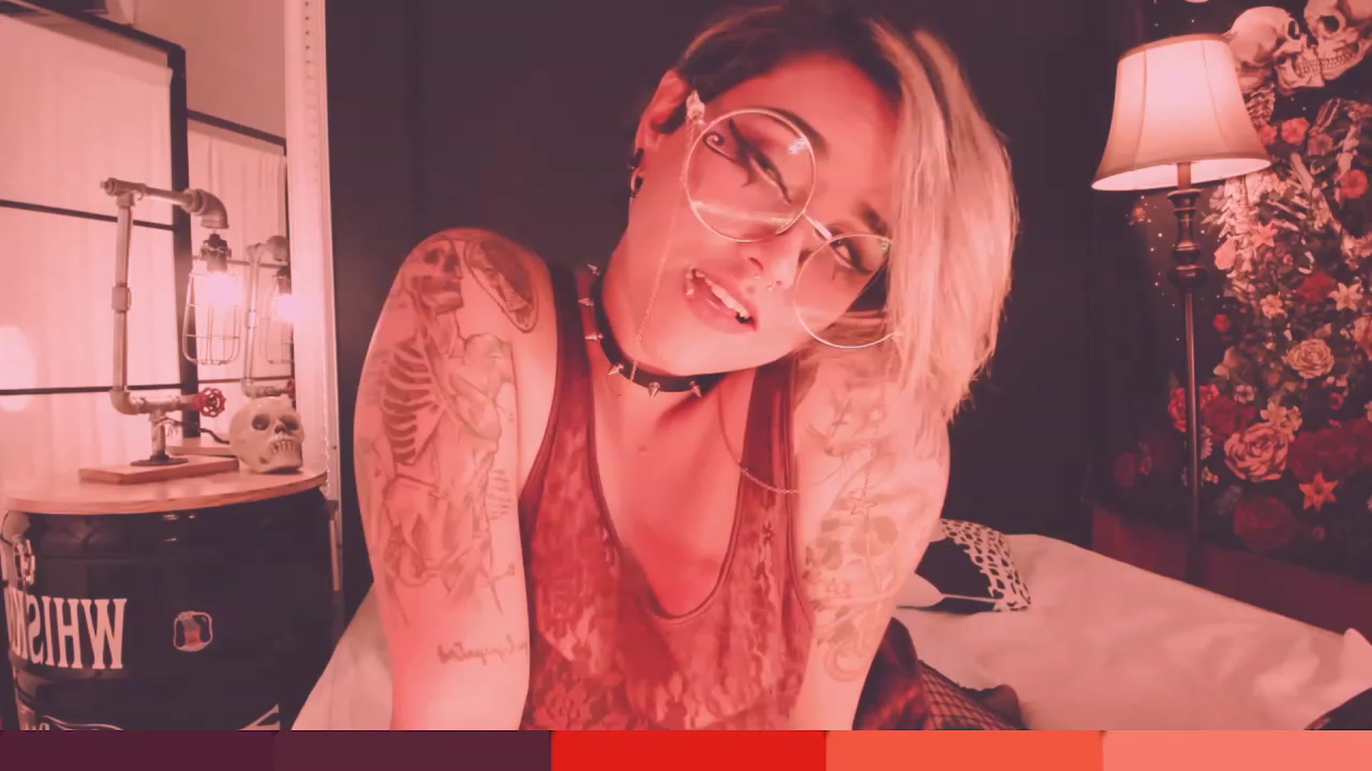 Gallery image thumbnail from AbraxxysRadio's myfreecams stream on, 04/19/2023, 23:25 image 4 of 20