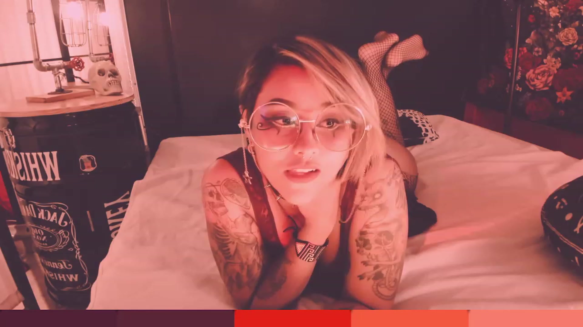Gallery image thumbnail from AbraxxysRadio's myfreecams stream on, 04/19/2023, 23:48 image 20 of 20