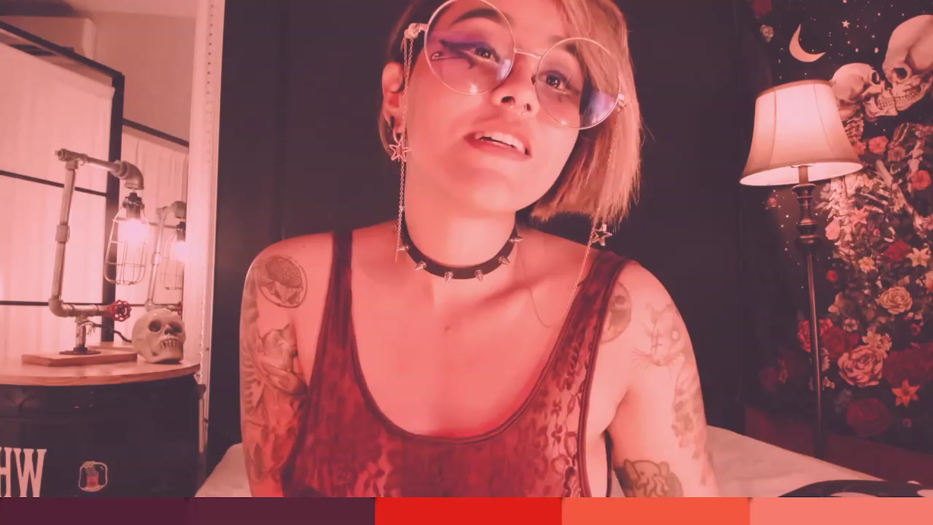 Gallery image thumbnail from AbraxxysRadio's myfreecams stream on, 04/20/2023, 24:20 image 15 of 20