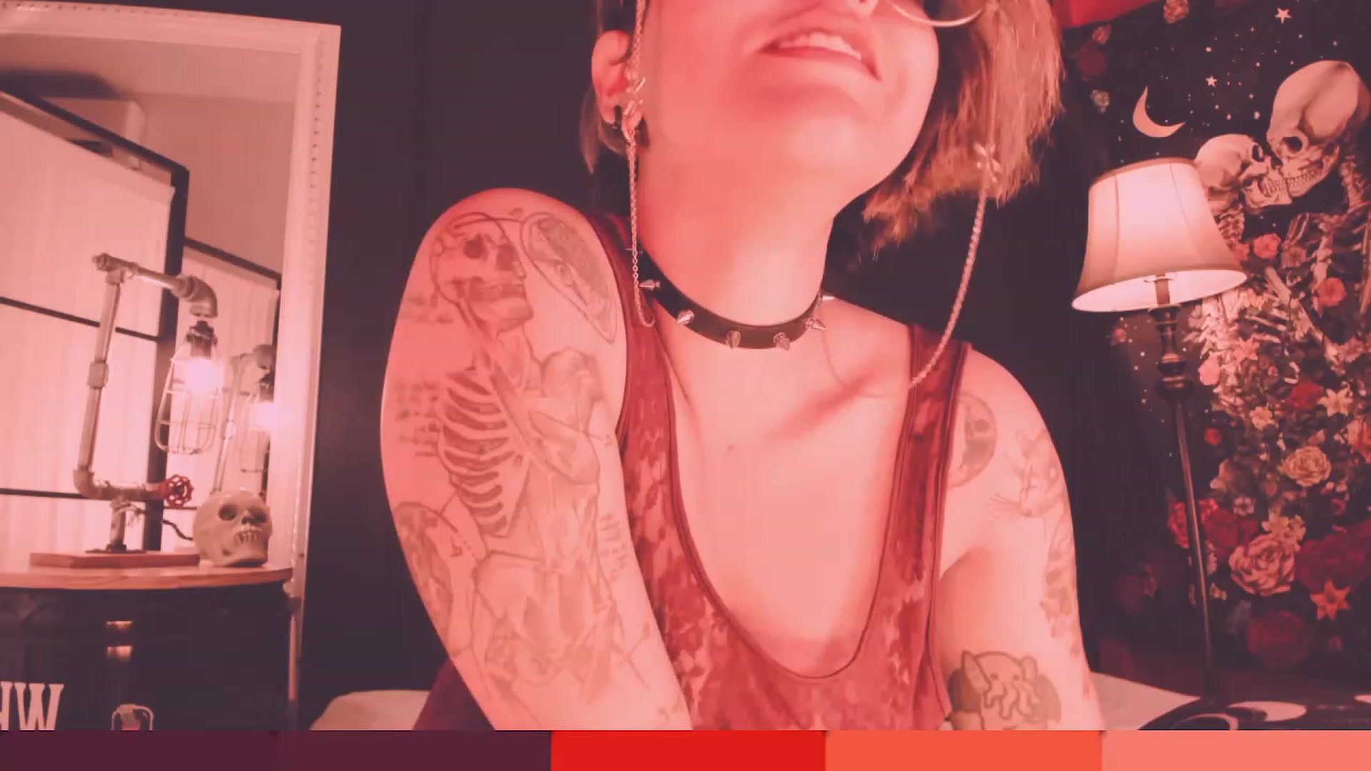 Gallery image thumbnail from AbraxxysRadio's myfreecams stream on, 04/20/2023, 24:20 image 10 of 20