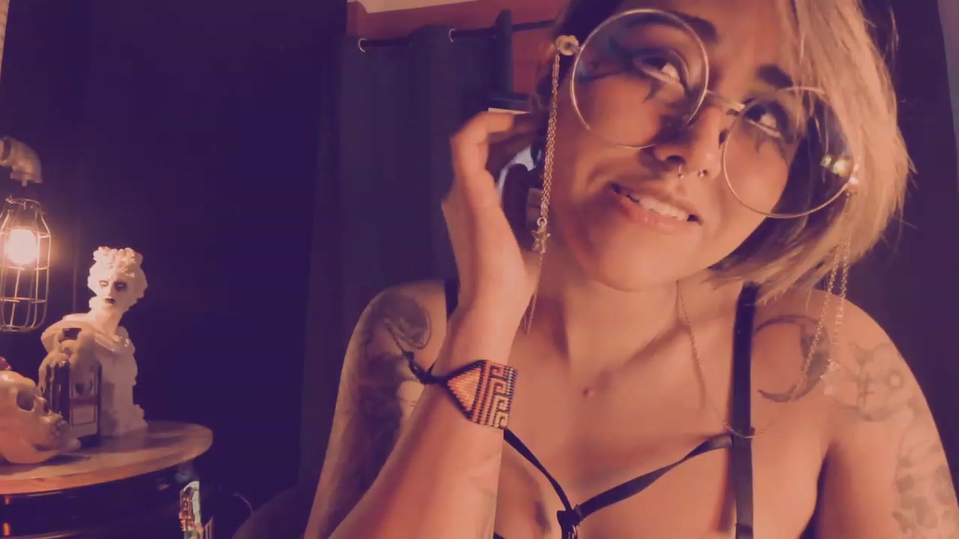 Gallery image thumbnail from AbraxxysRadio's myfreecams stream on, 04/22/2023, 24:00 image 17 of 20