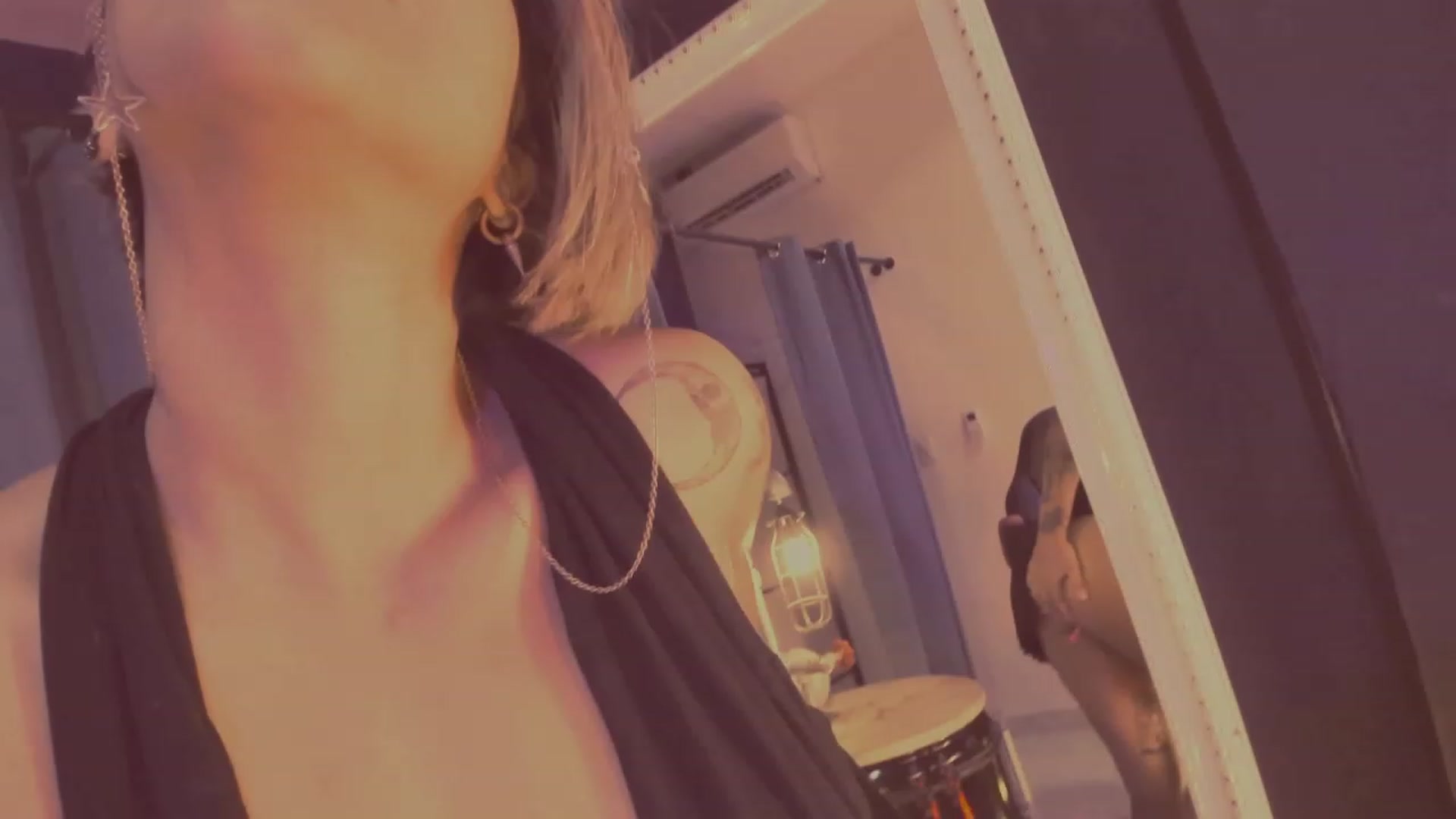 Gallery image thumbnail from AbraxxysRadio's myfreecams stream on, 04/27/2023, 21:53 image 8 of 20