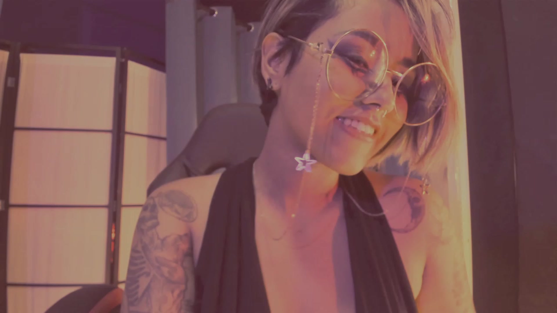 Gallery image thumbnail from AbraxxysRadio's myfreecams stream on, 04/27/2023, 21:53 image 20 of 20