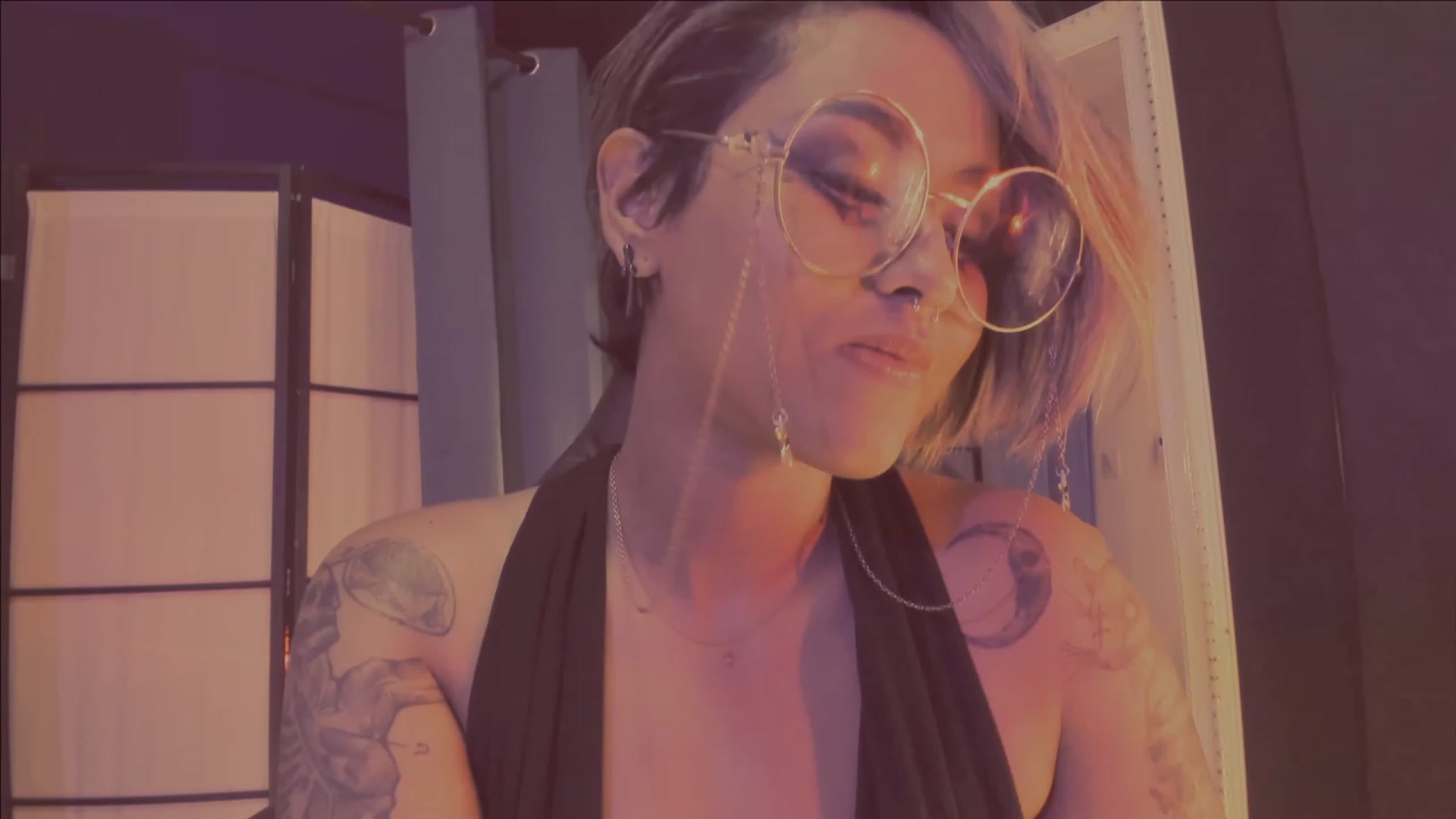 Gallery image thumbnail from AbraxxysRadio's myfreecams stream on, 04/27/2023, 22:15 image 11 of 20