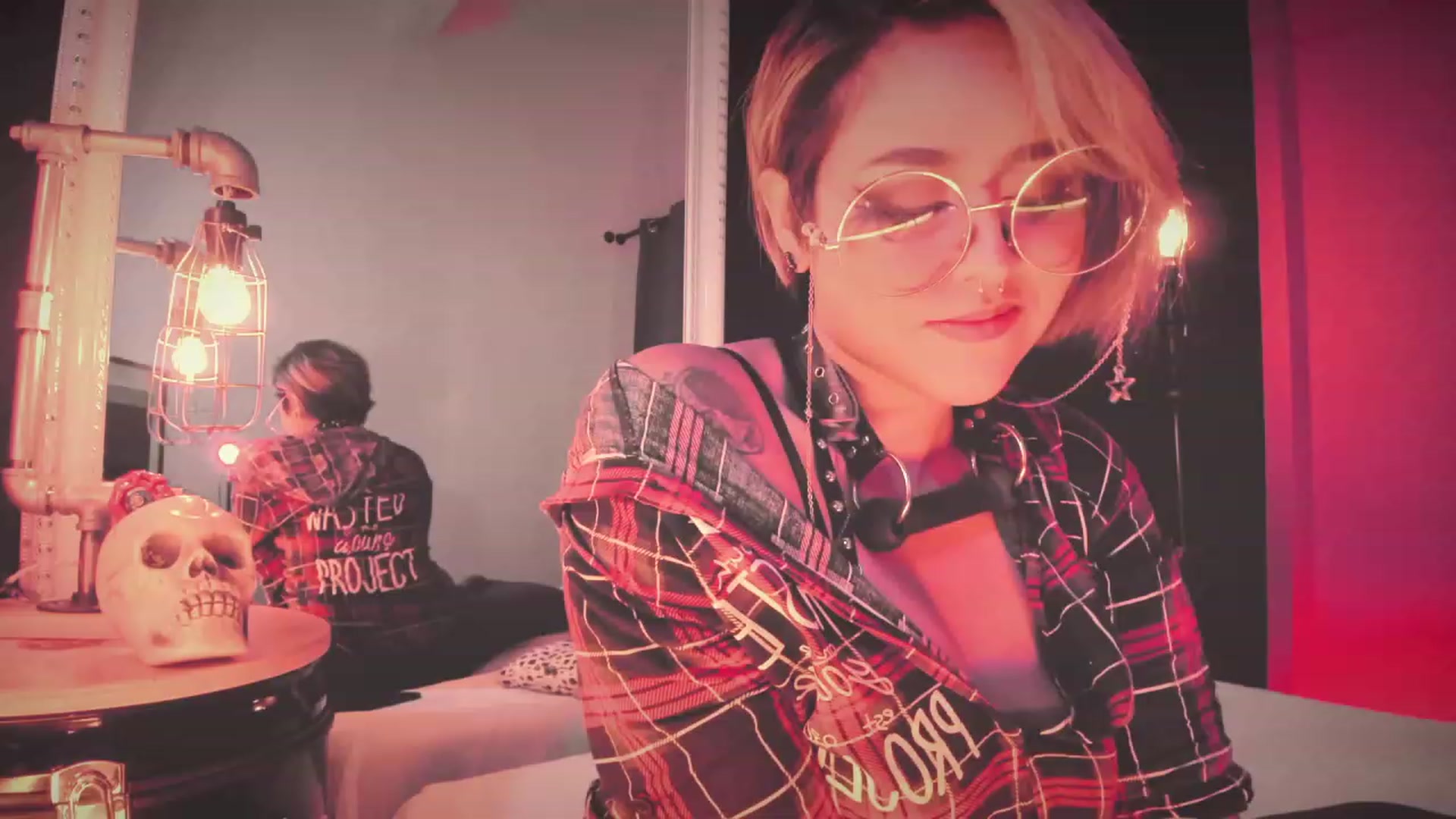 Gallery image thumbnail from AbraxxysRadio's myfreecams stream on, 04/30/2023, 17:48 image 13 of 20
