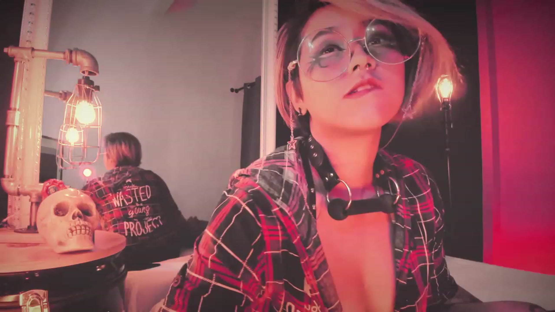 Gallery image thumbnail from AbraxxysRadio's myfreecams stream on, 04/30/2023, 17:48 image 5 of 20