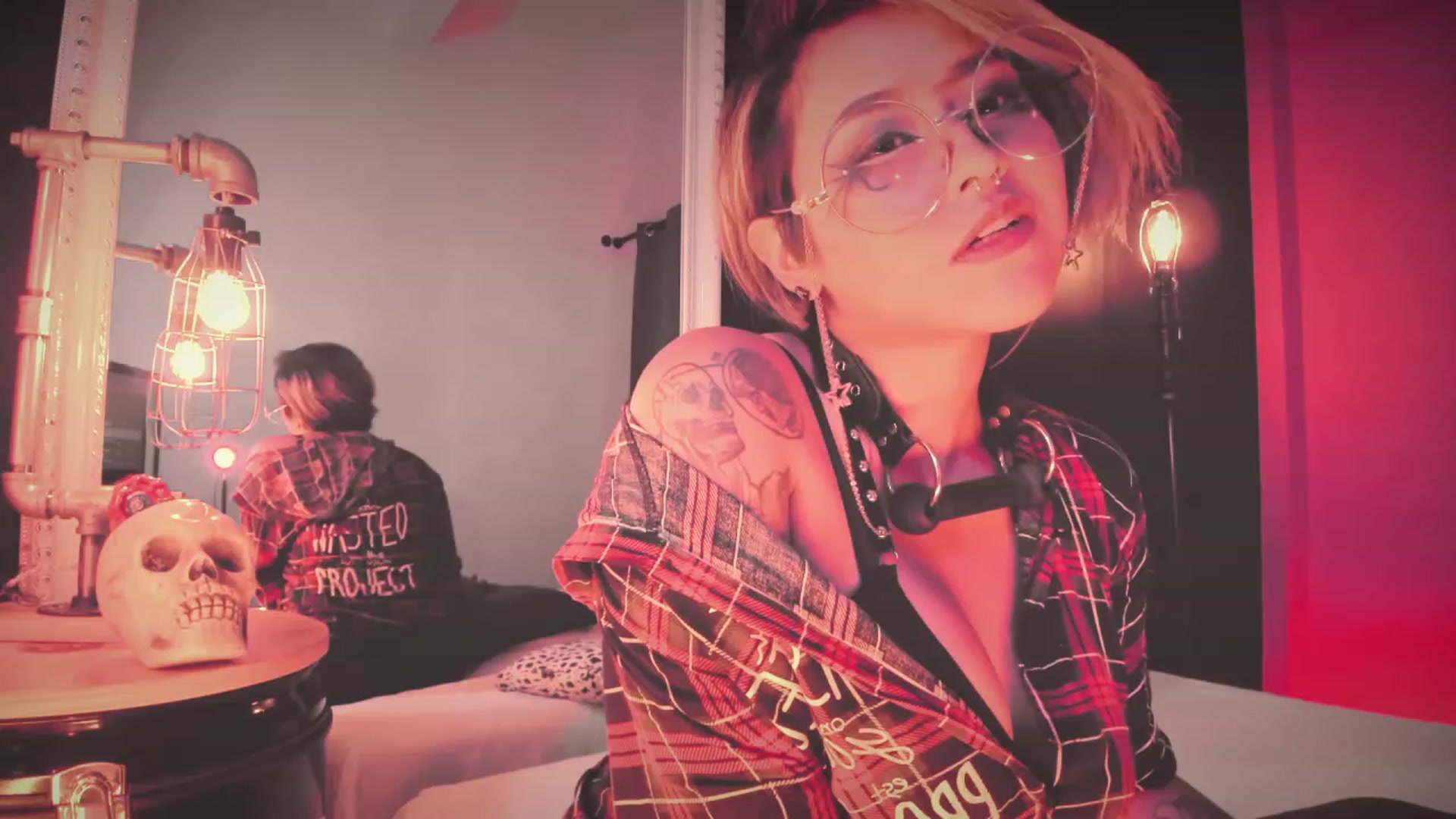 Gallery image thumbnail from AbraxxysRadio's myfreecams stream on, 04/30/2023, 17:48 image 18 of 20