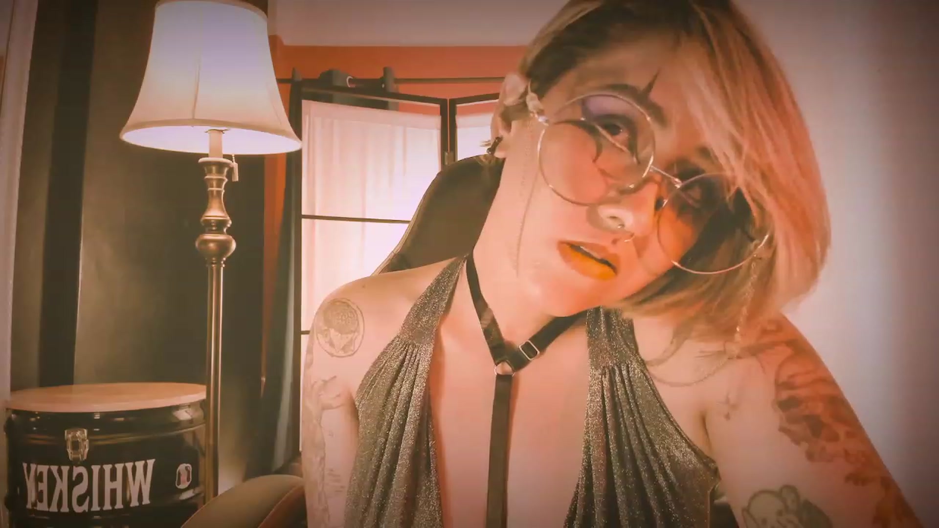 Gallery image thumbnail from AbraxxysRadio's myfreecams stream on, 05/04/2023, 19:28 image 3 of 20