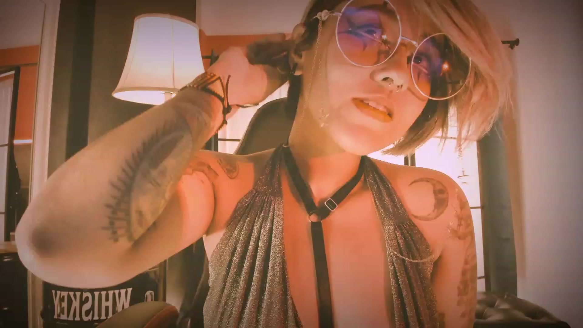 Gallery image thumbnail from AbraxxysRadio's myfreecams stream on, 05/04/2023, 19:28 image 7 of 20