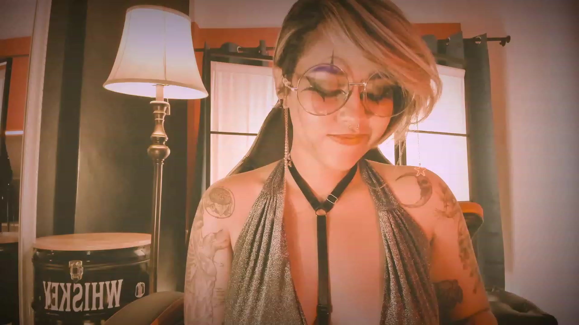 Gallery image thumbnail from AbraxxysRadio's myfreecams stream on, 05/04/2023, 19:28 image 12 of 20
