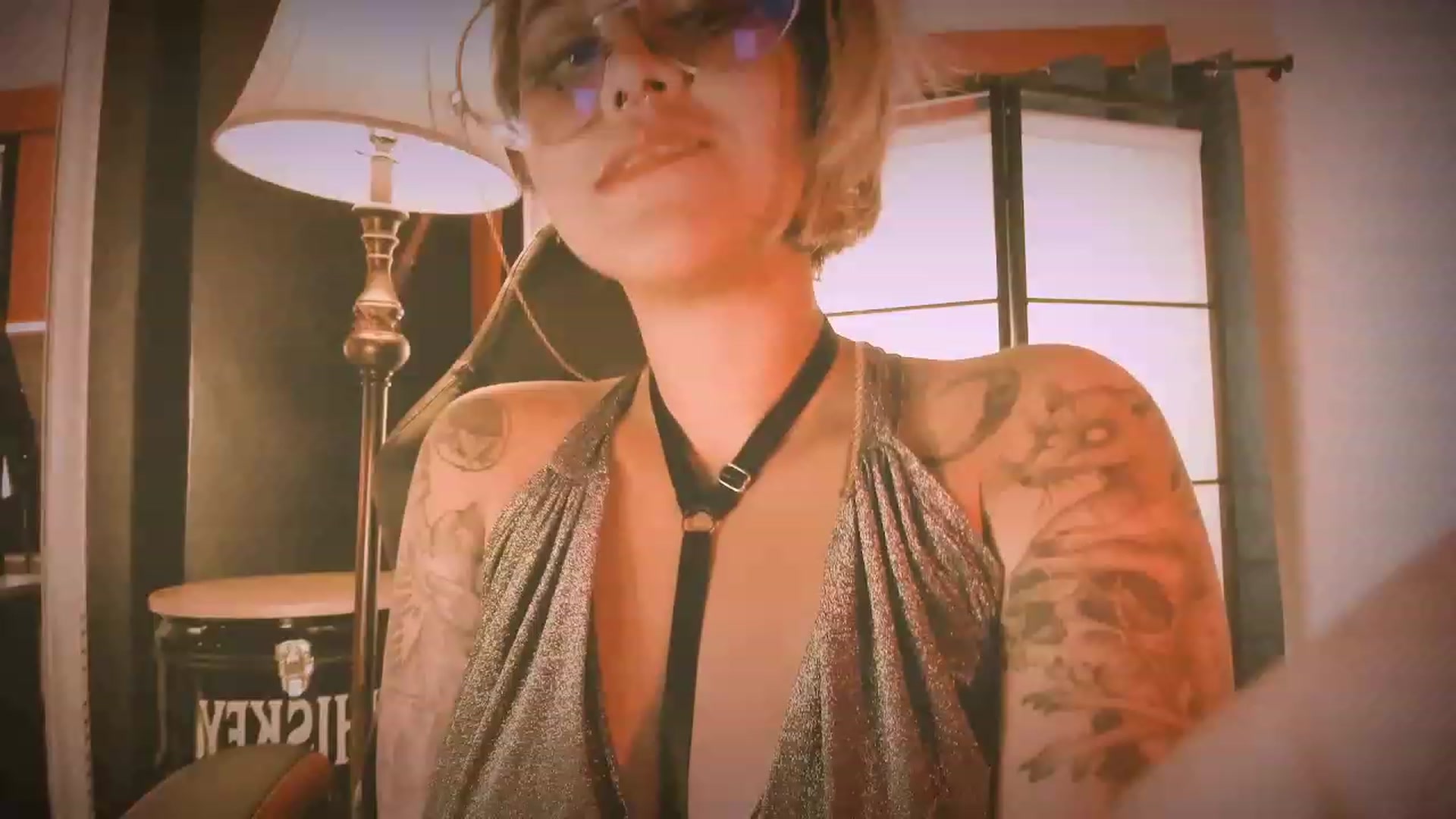 Gallery image thumbnail from AbraxxysRadio's myfreecams stream on, 05/04/2023, 22:17 image 4 of 20