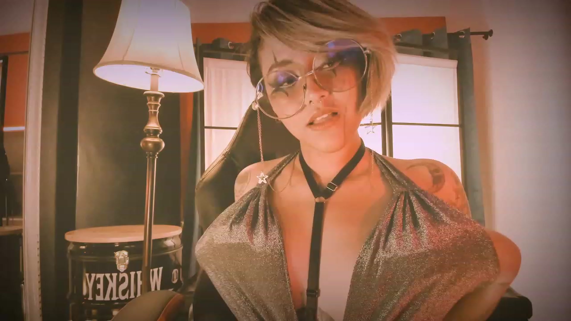Gallery image thumbnail from AbraxxysRadio's myfreecams stream on, 05/04/2023, 22:17 image 15 of 20