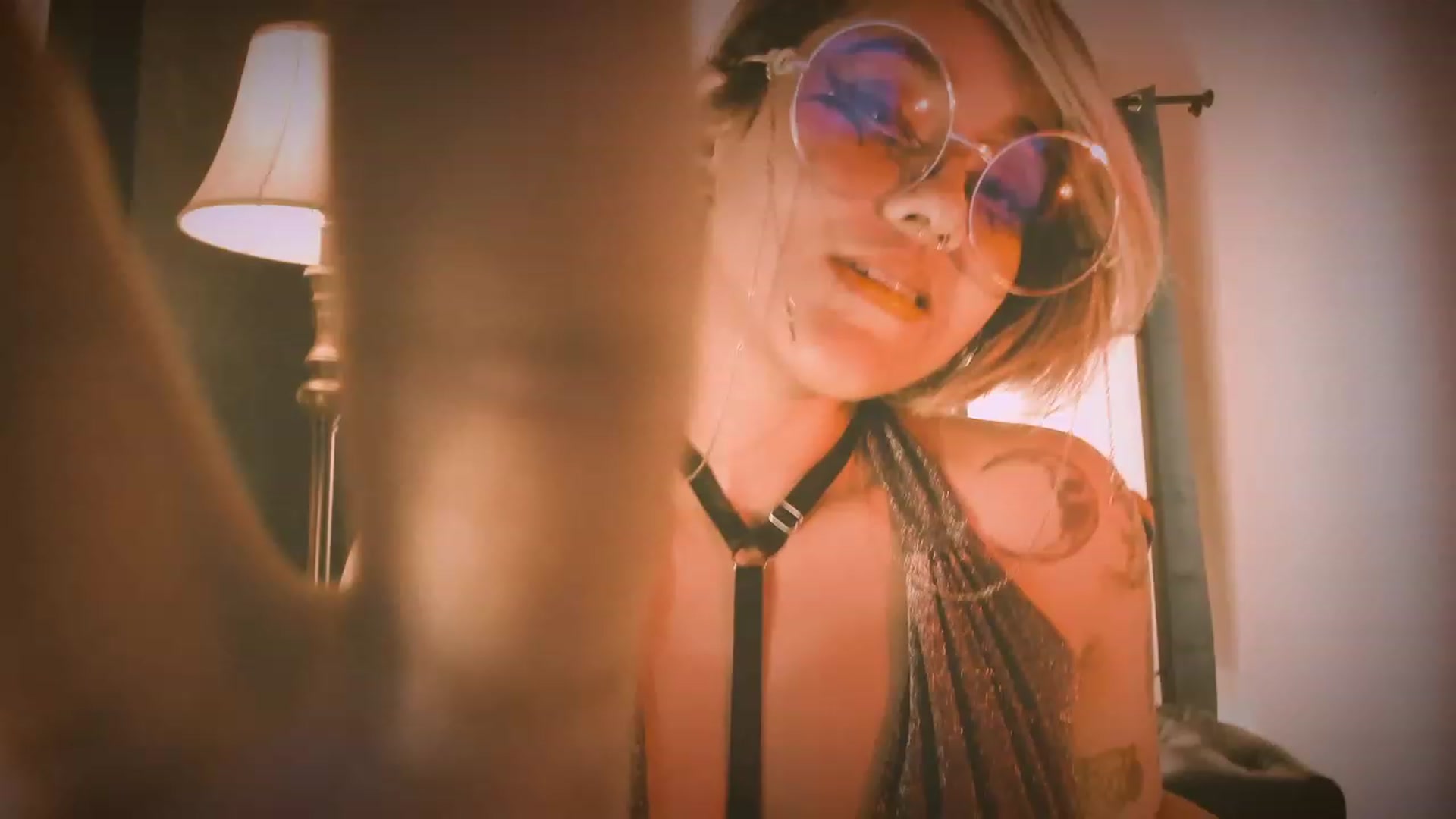 Gallery image thumbnail from AbraxxysRadio's myfreecams stream on, 05/05/2023, 24:01 image 6 of 20