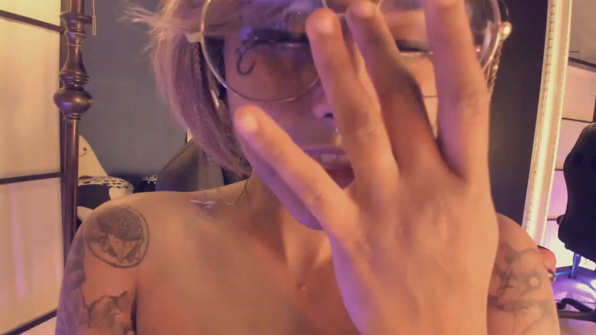 Gallery image thumbnail from AbraxxysRadio's myfreecams stream on, 05/06/2023, 02:19 image 12 of 20