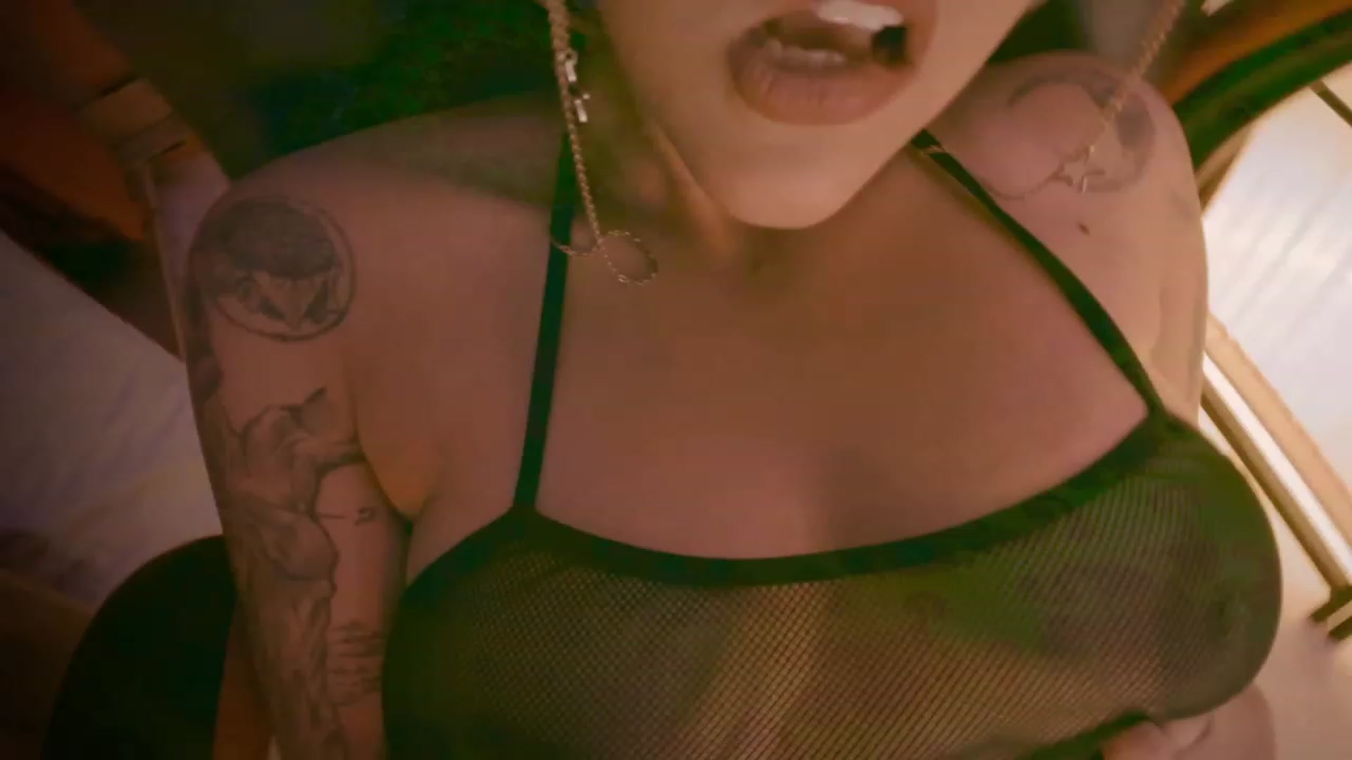 Gallery image thumbnail from AbraxxysRadio's myfreecams stream on, 05/12/2023, 01:33 image 4 of 20