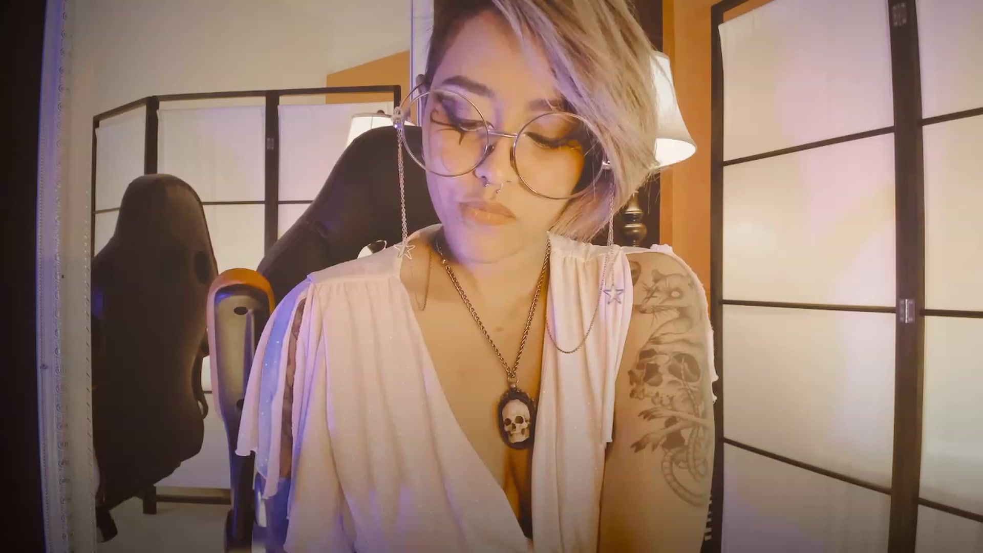 Gallery image thumbnail from AbraxxysRadio's myfreecams stream on, 05/14/2023, 21:48 image 5 of 20