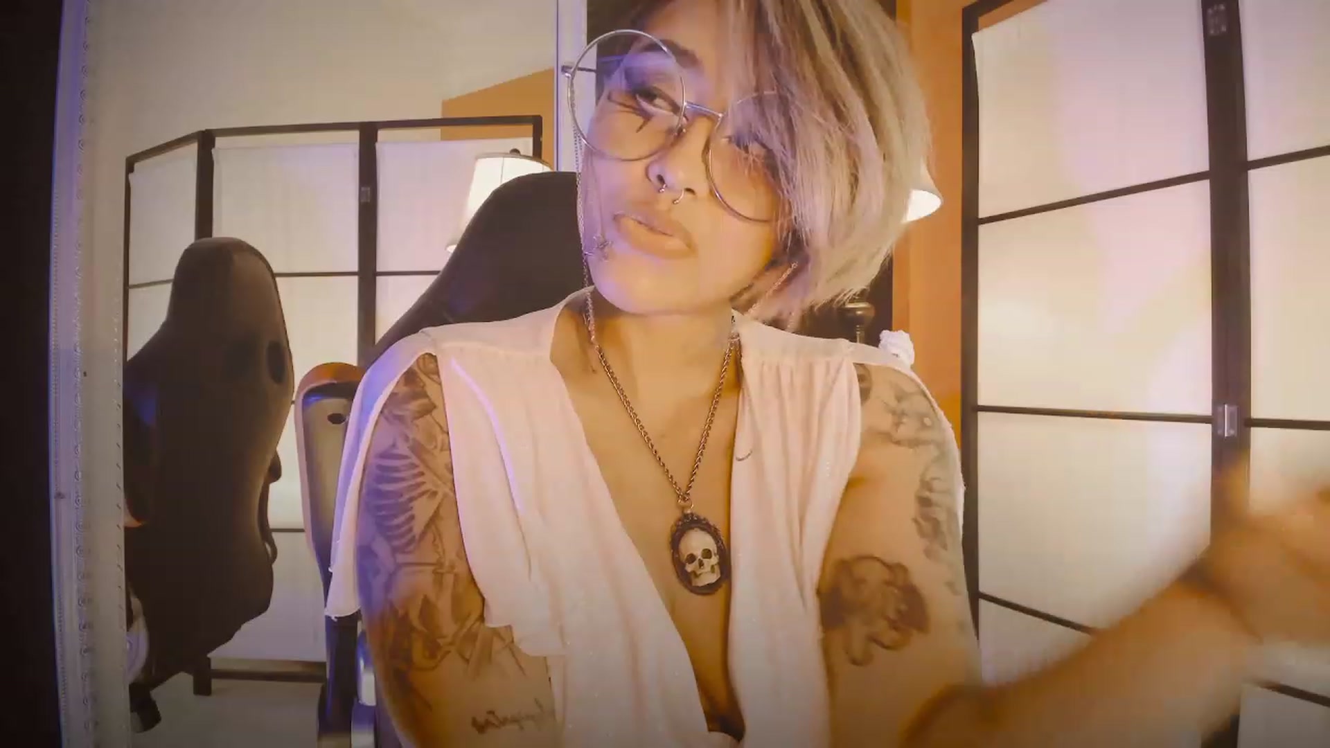 Gallery image thumbnail from AbraxxysRadio's myfreecams stream on, 05/14/2023, 21:48 image 7 of 20