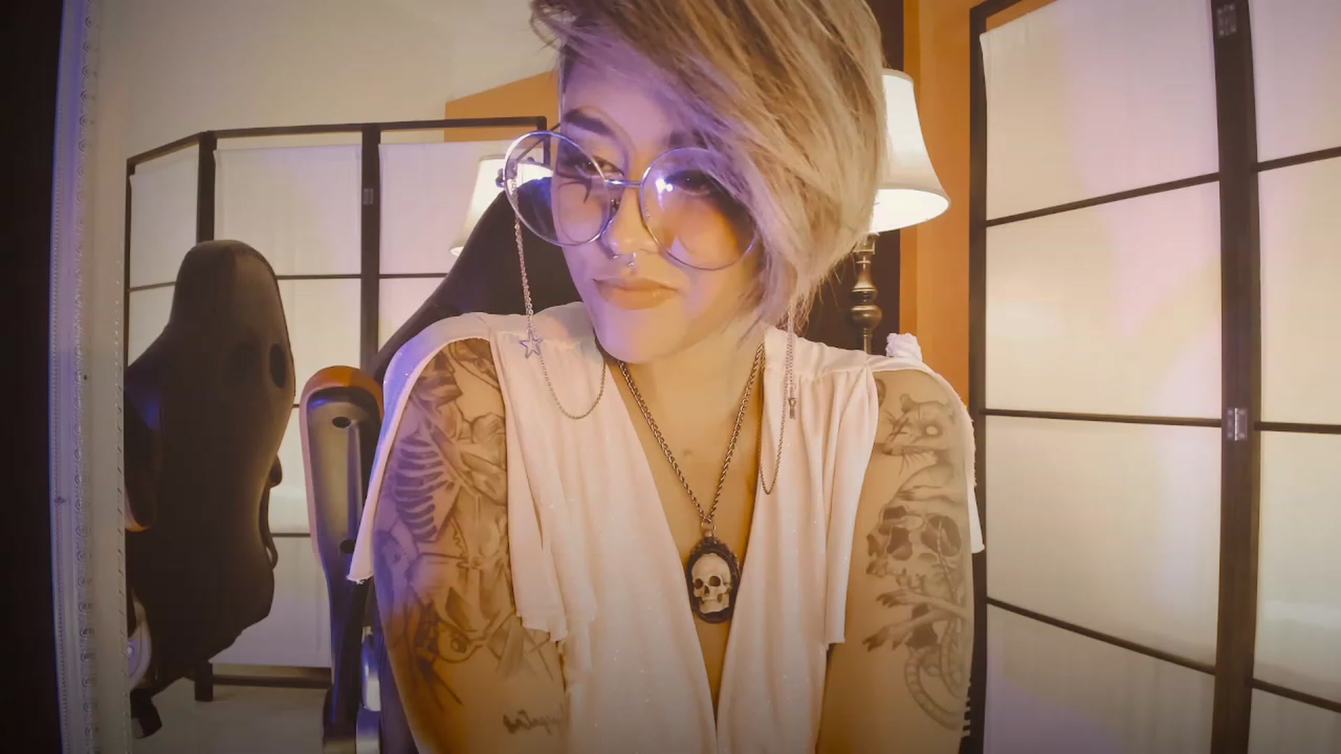 Gallery image thumbnail from AbraxxysRadio's myfreecams stream on, 05/14/2023, 21:48 image 1 of 20