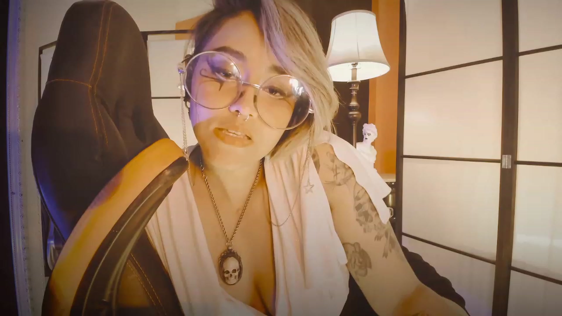 Gallery image thumbnail from AbraxxysRadio's myfreecams stream on, 05/14/2023, 21:48 image 11 of 20