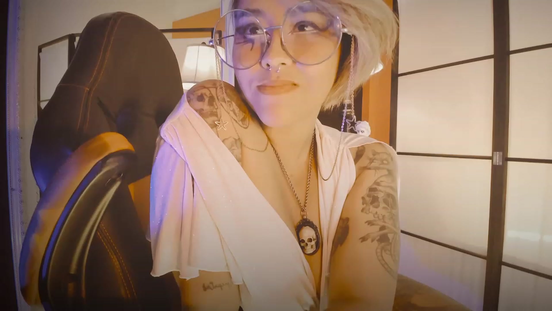 Gallery image thumbnail from AbraxxysRadio's myfreecams stream on, 05/14/2023, 21:48 image 19 of 20