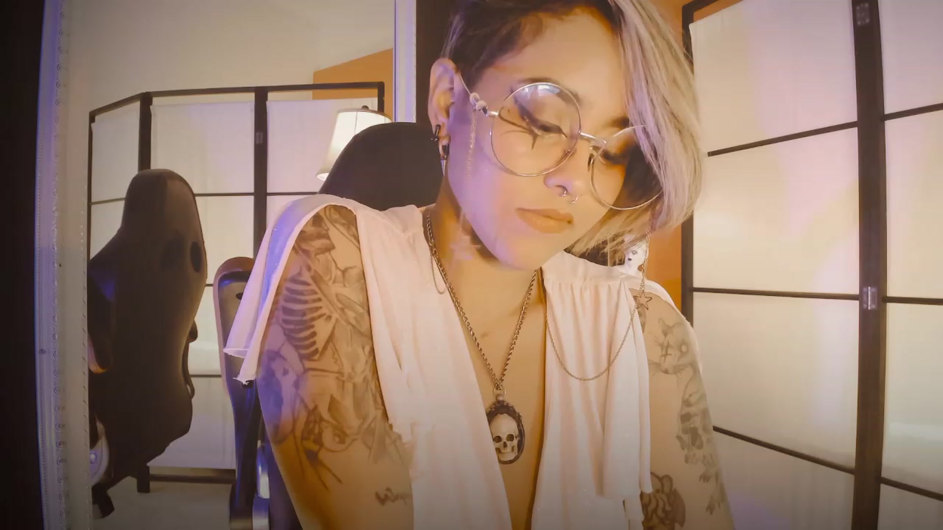 Gallery image thumbnail from AbraxxysRadio's myfreecams stream on, 05/14/2023, 21:48 image 2 of 20