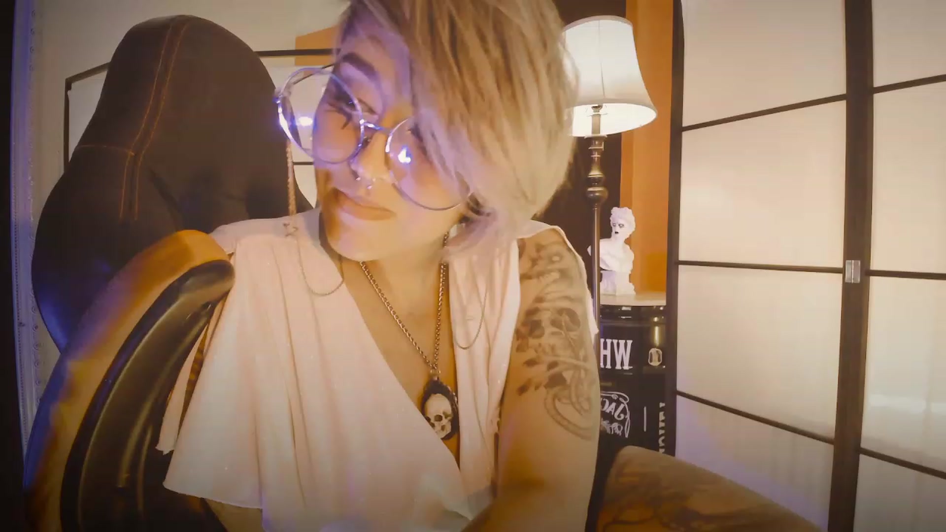 Gallery image thumbnail from AbraxxysRadio's myfreecams stream on, 05/14/2023, 21:48 image 17 of 20