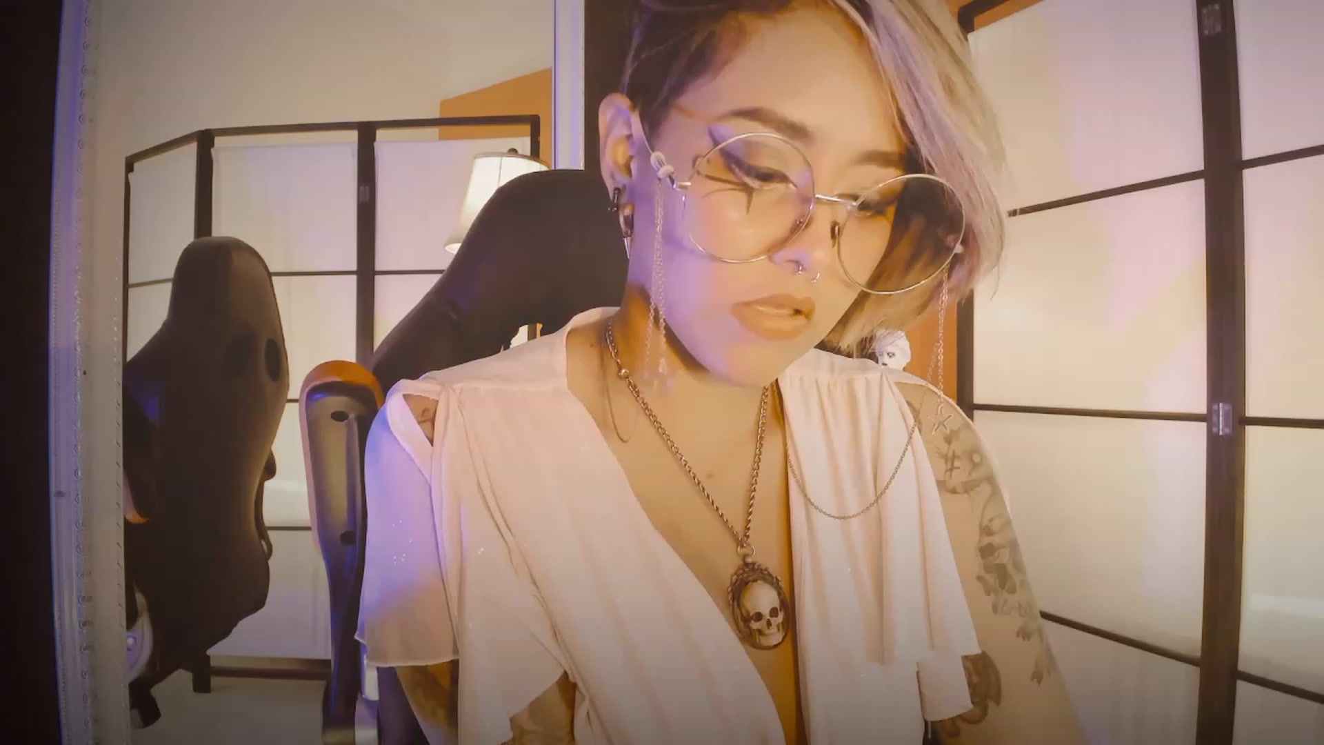 Gallery image thumbnail from AbraxxysRadio's myfreecams stream on, 05/14/2023, 21:48 image 3 of 20