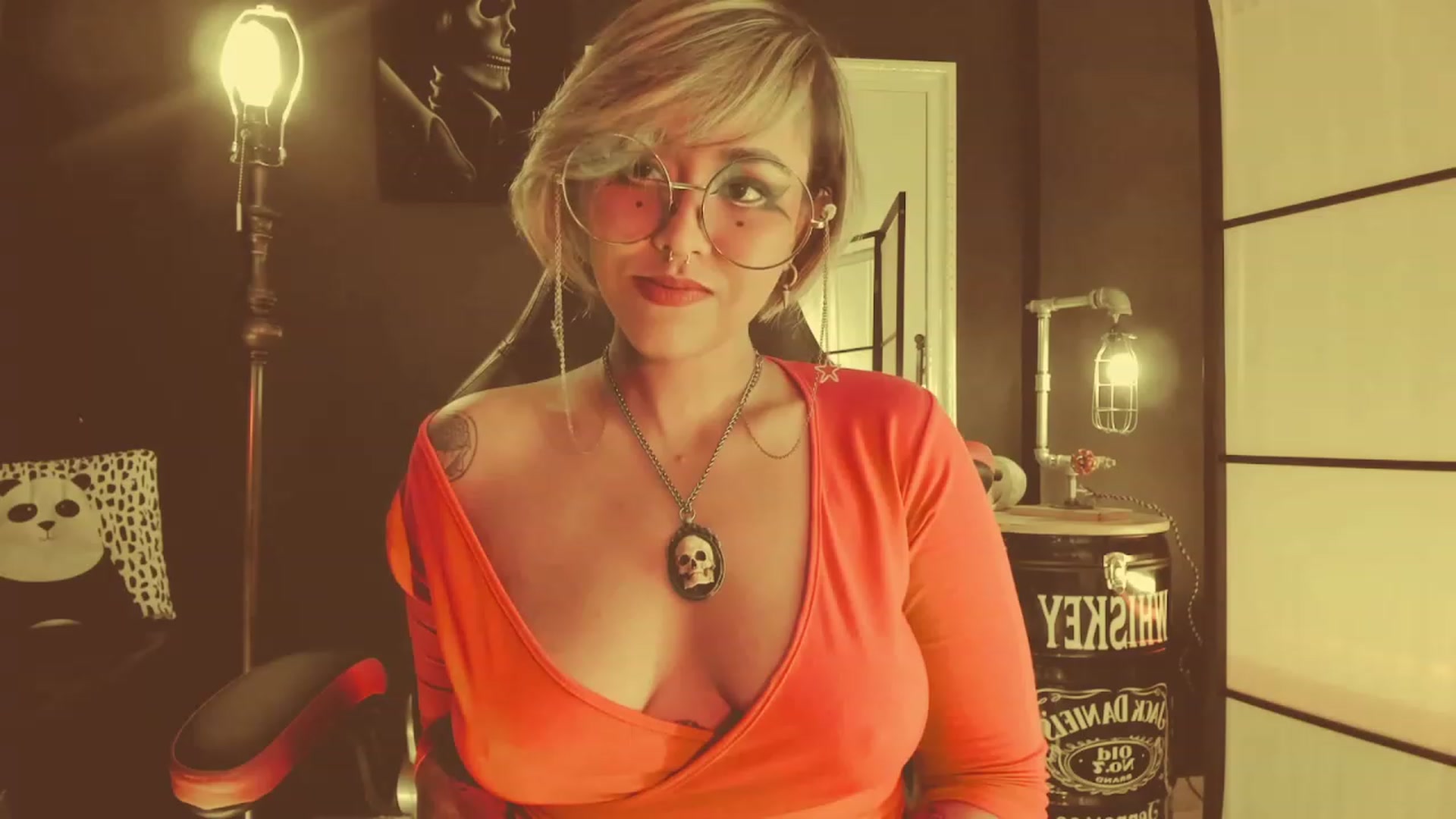 Gallery image thumbnail from AbraxxysRadio's myfreecams stream on, 05/15/2023, 23:38 image 19 of 20