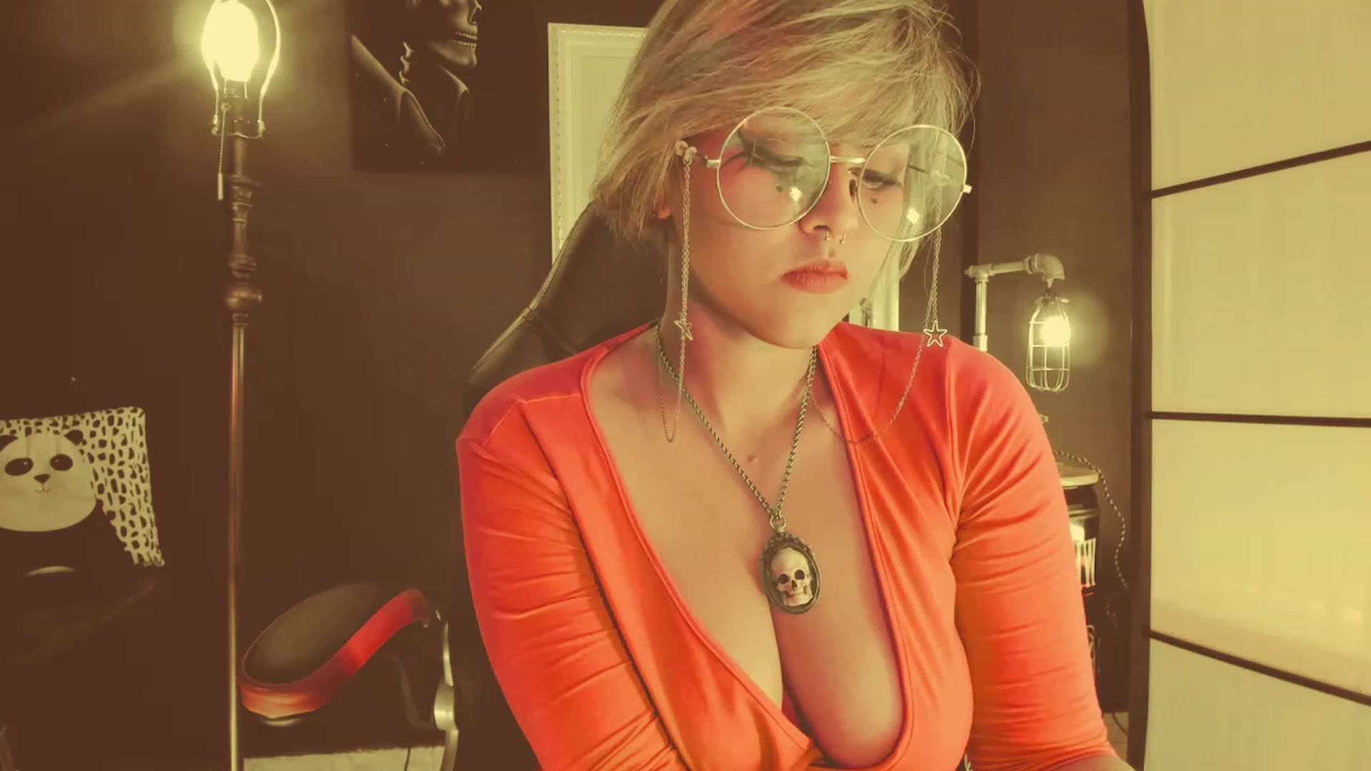Gallery image thumbnail from AbraxxysRadio's myfreecams stream on, 05/15/2023, 23:38 image 4 of 20