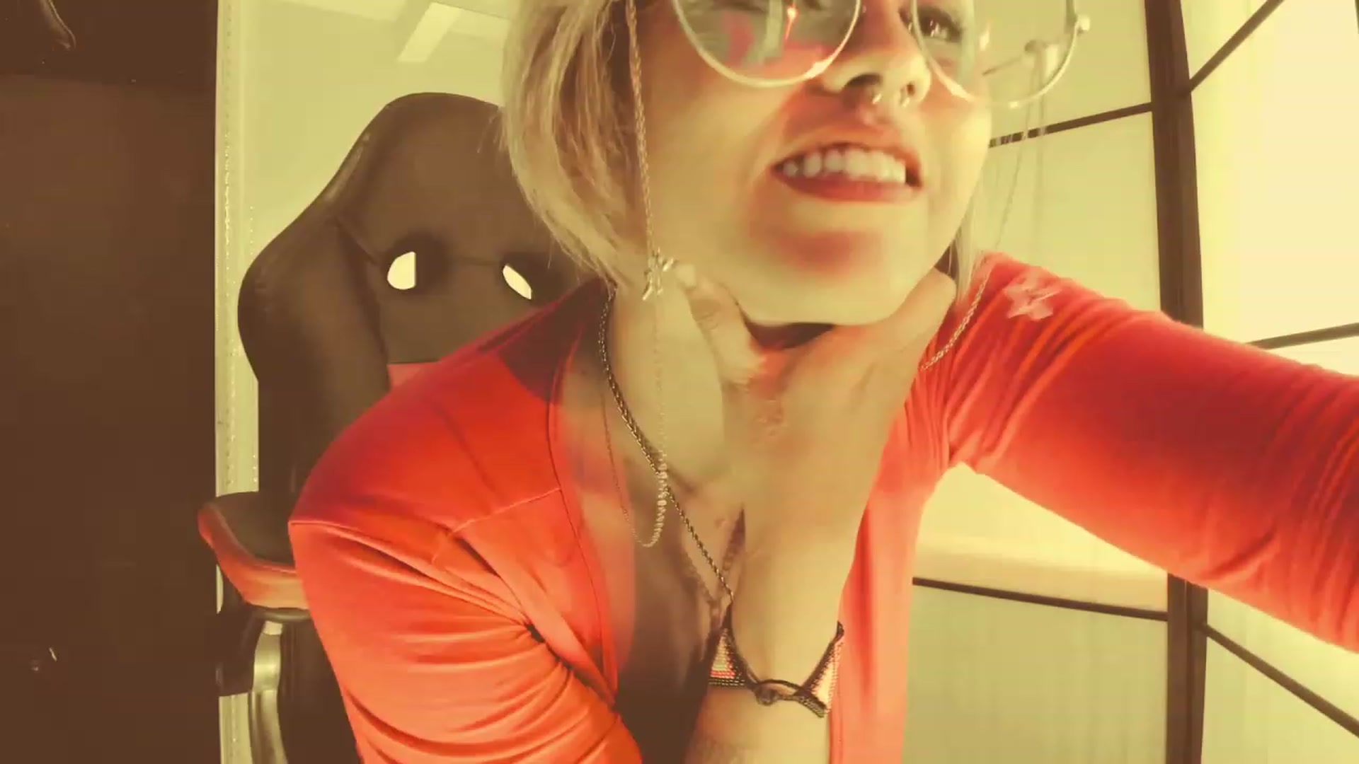 Gallery image thumbnail from AbraxxysRadio's myfreecams stream on, 05/16/2023, 01:10 image 3 of 20