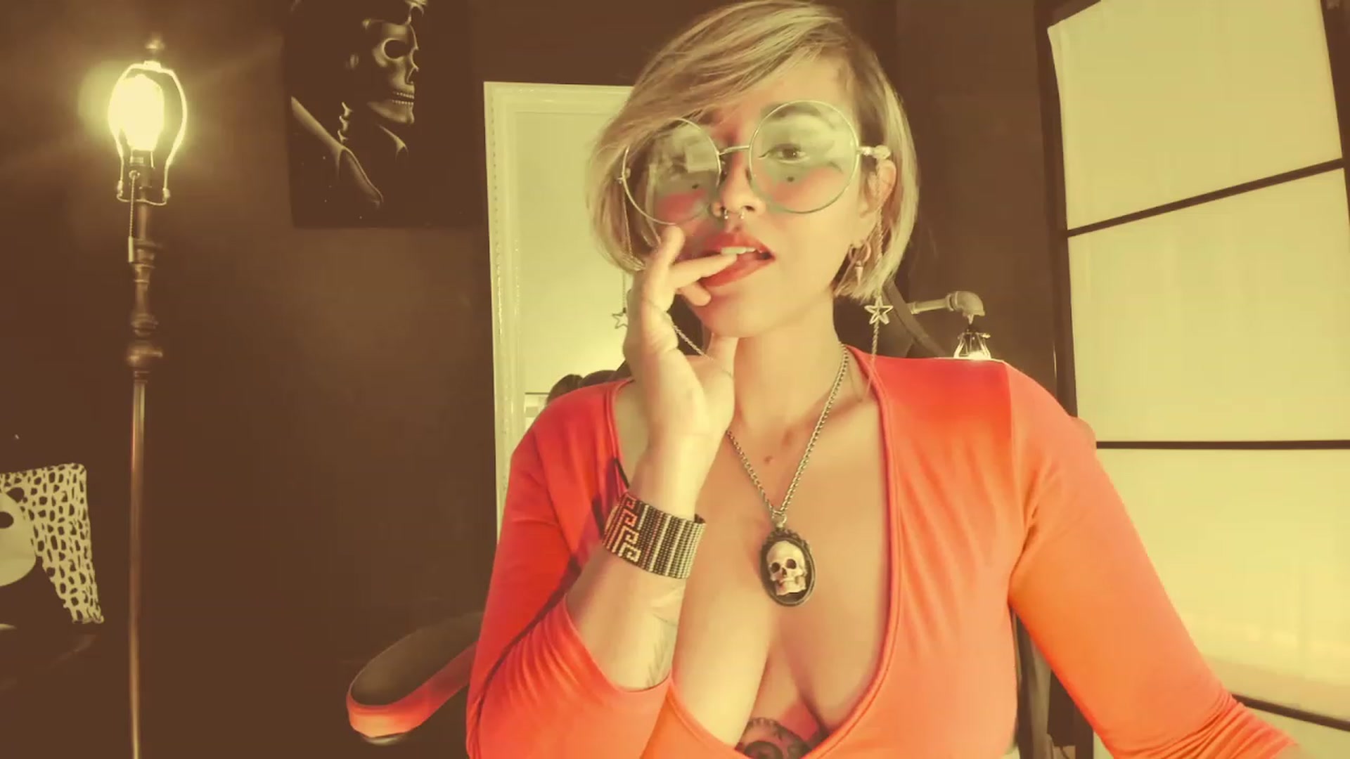 Gallery image thumbnail from AbraxxysRadio's myfreecams stream on, 05/16/2023, 01:40 image 11 of 20