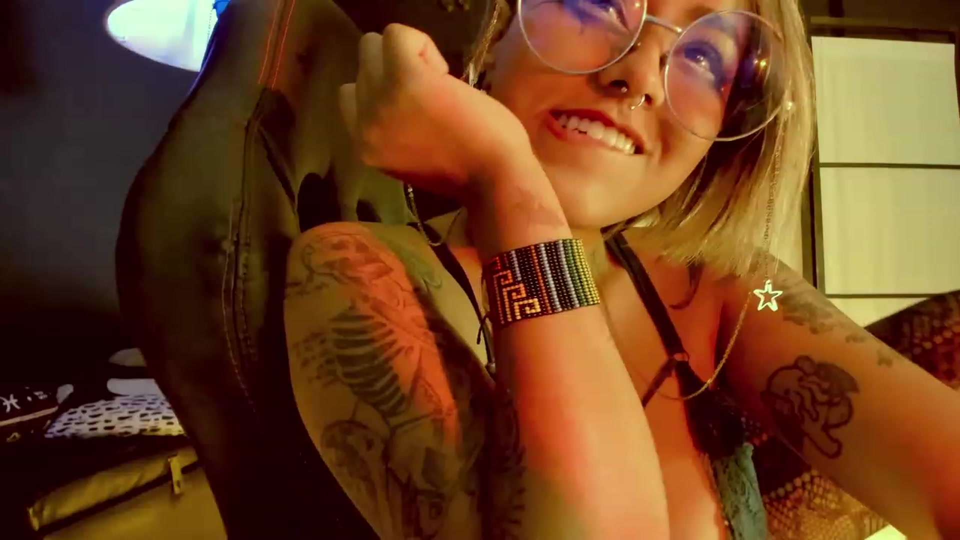 Gallery image thumbnail from AbraxxysRadio's myfreecams stream on, 05/27/2023, 02:26 image 11 of 20
