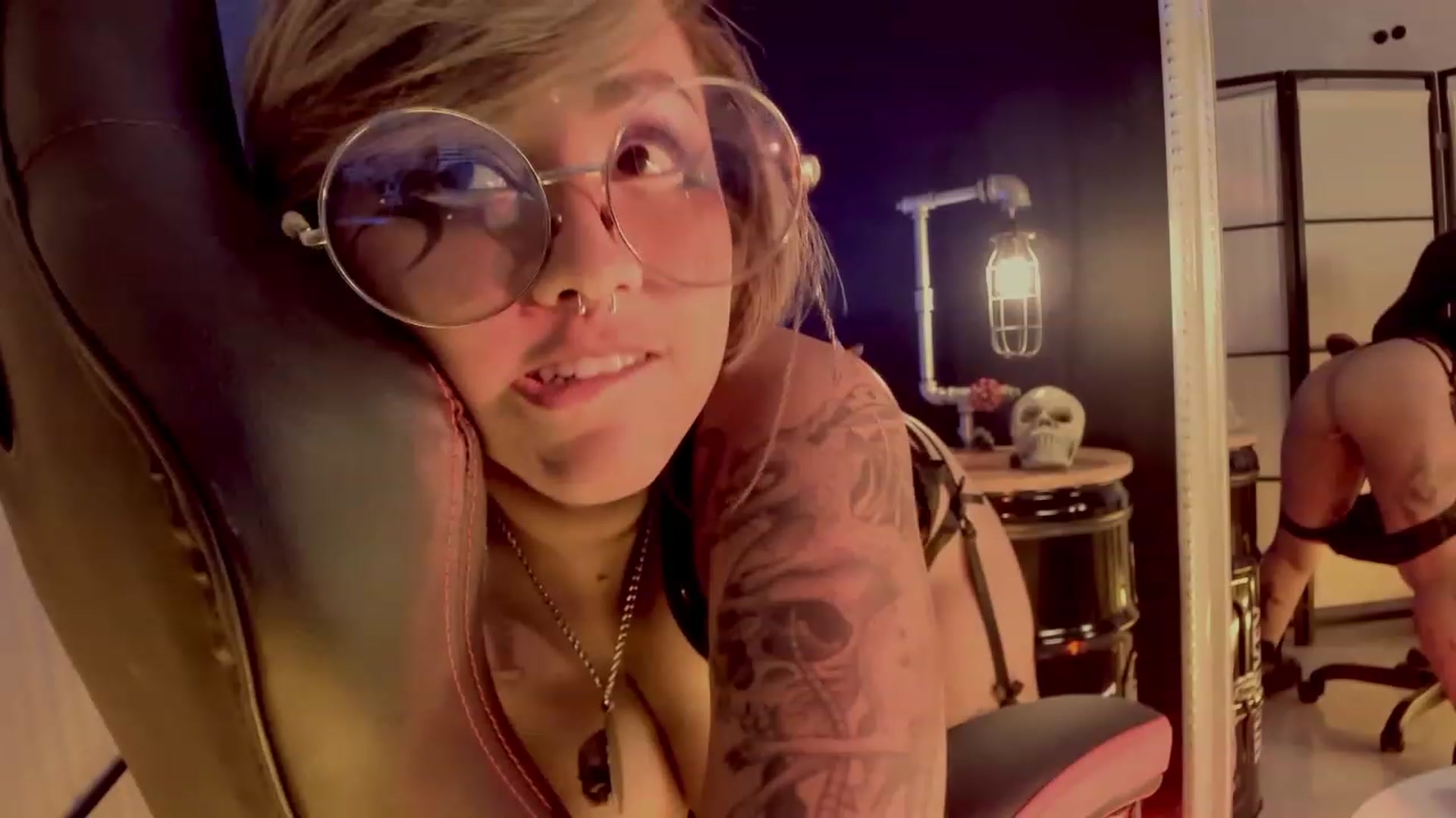 Gallery image thumbnail from AbraxxysRadio's myfreecams stream on, 06/08/2023, 02:11 image 8 of 20