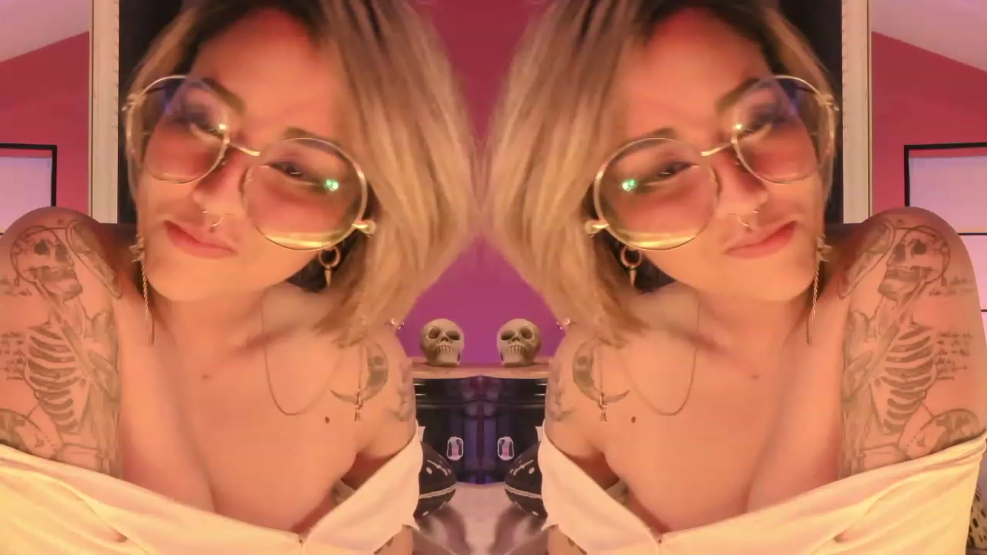 Gallery image thumbnail from AbraxxysRadio's myfreecams stream on, 06/09/2023, 24:45 image 2 of 20
