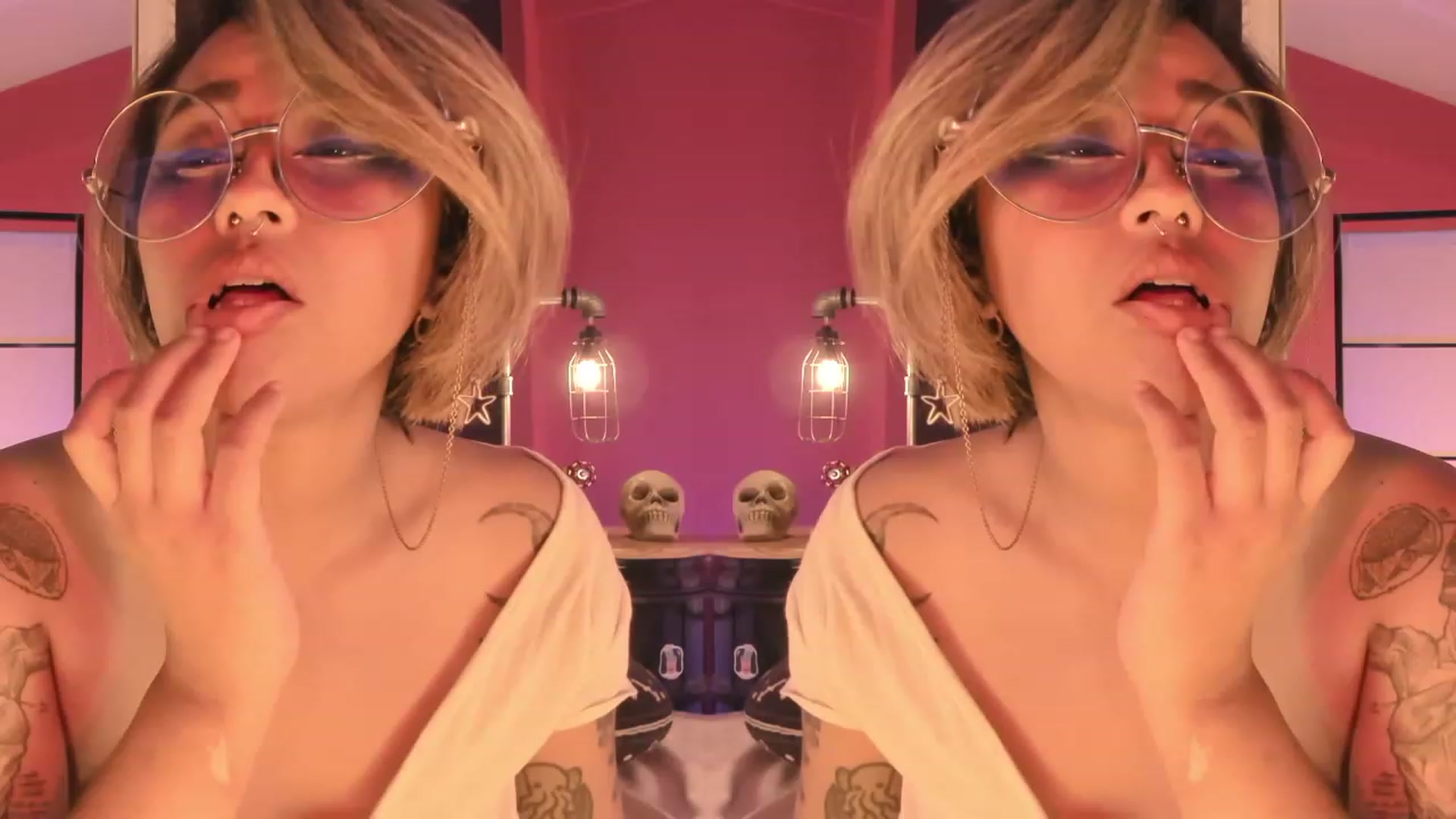 Gallery image thumbnail from AbraxxysRadio's myfreecams stream on, 06/09/2023, 24:45 image 11 of 20