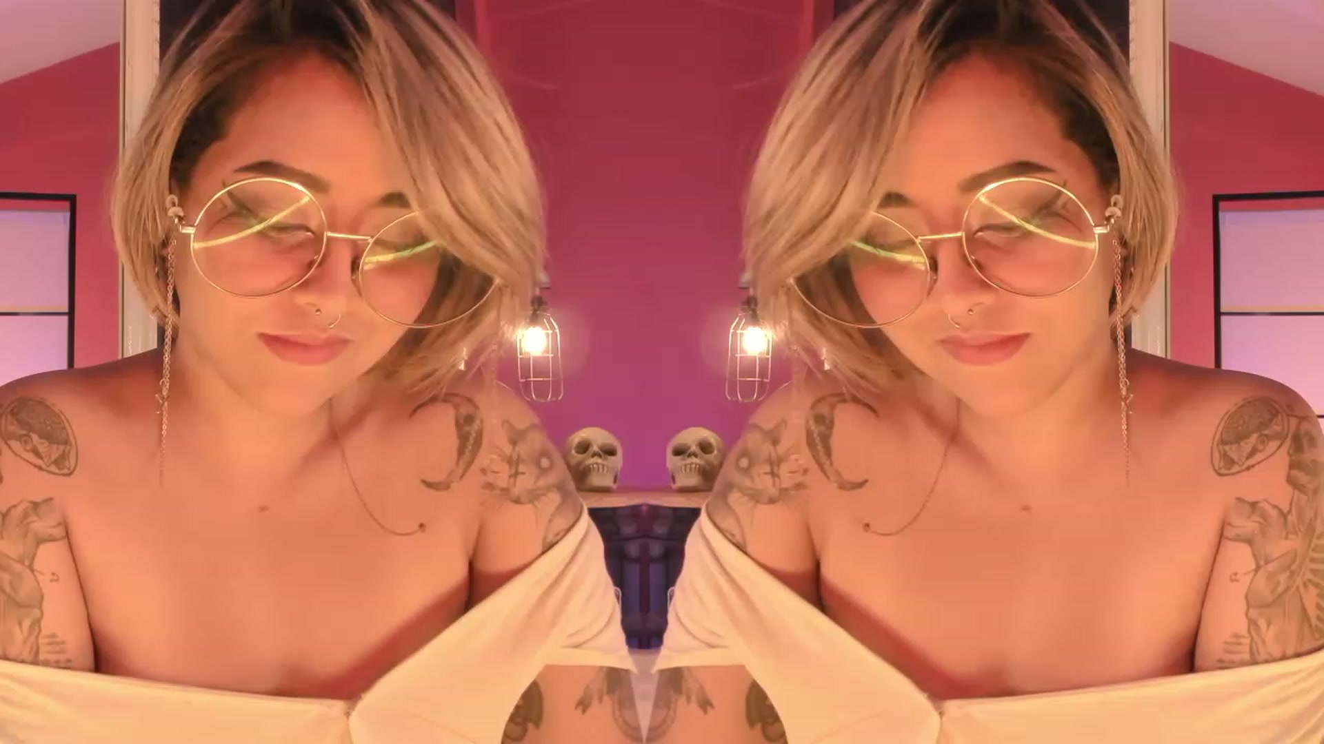 Gallery image thumbnail from AbraxxysRadio's myfreecams stream on, 06/09/2023, 24:45 image 4 of 20