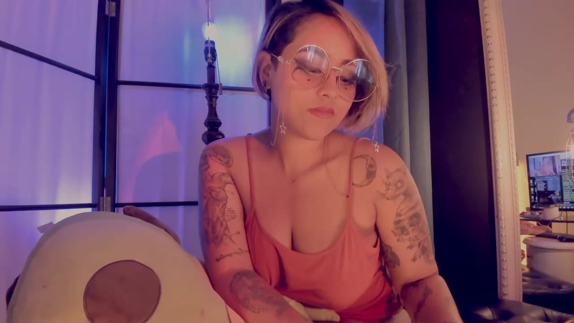 Gallery image thumbnail from AbraxxysRadio's myfreecams stream on, 06/11/2023, 20:32 image 17 of 20