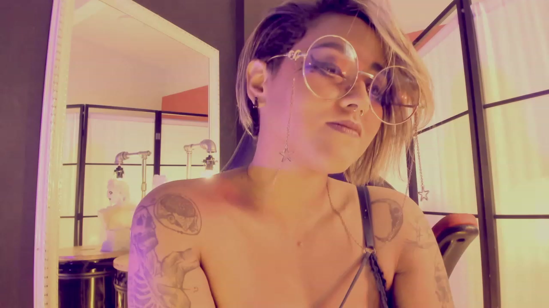 Gallery image thumbnail from AbraxxysRadio's myfreecams stream on, 06/14/2023, 24:01 image 2 of 20