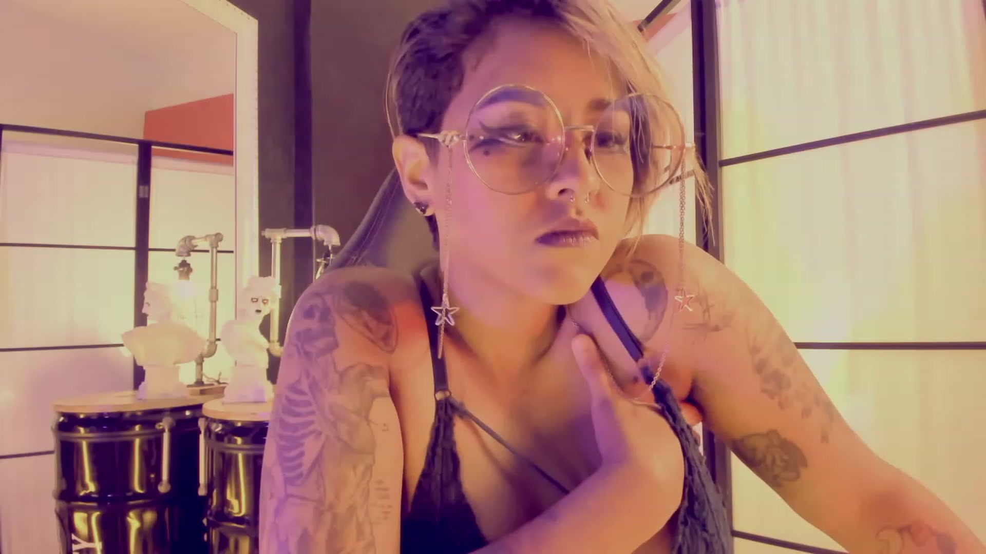 Gallery image thumbnail from AbraxxysRadio's myfreecams stream on, 06/14/2023, 01:52 image 1 of 20