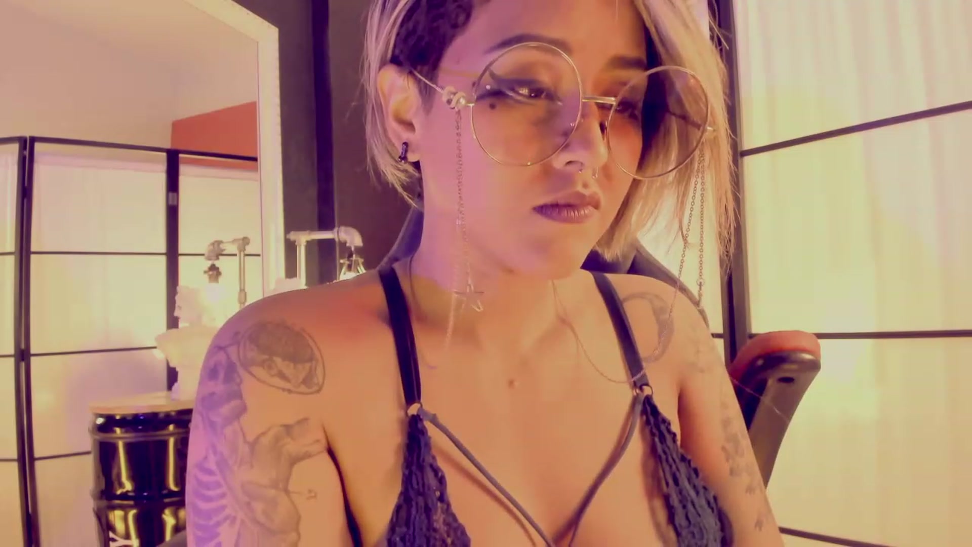 Gallery image thumbnail from AbraxxysRadio's myfreecams stream on, 06/14/2023, 01:52 image 20 of 20