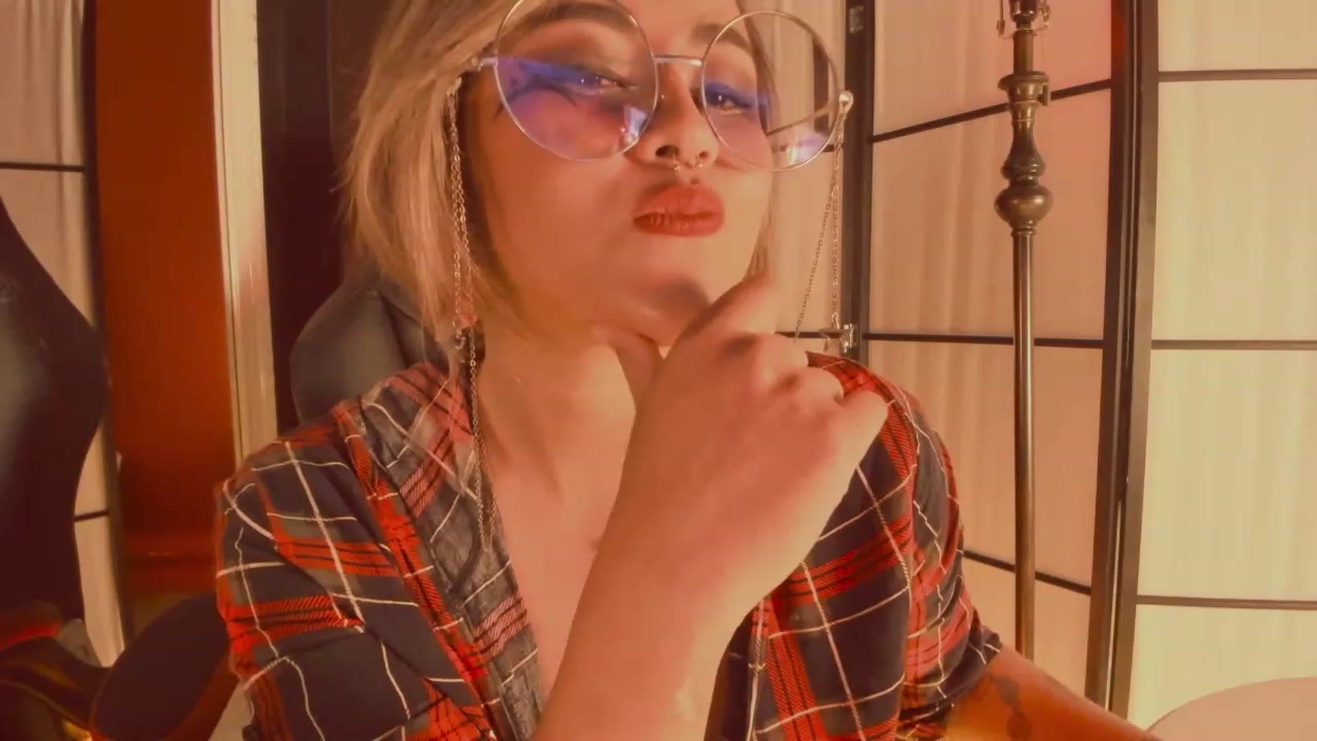 Gallery image thumbnail from AbraxxysRadio's myfreecams stream on, 06/16/2023, 23:58 image 18 of 20