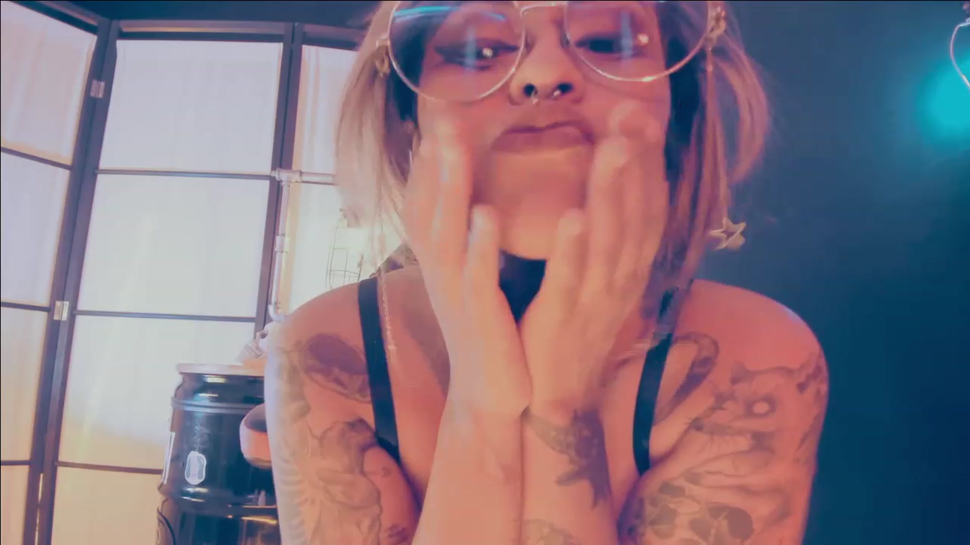 Gallery image thumbnail from AbraxxysRadio's myfreecams stream on, 06/17/2023, 17:55 image 19 of 20