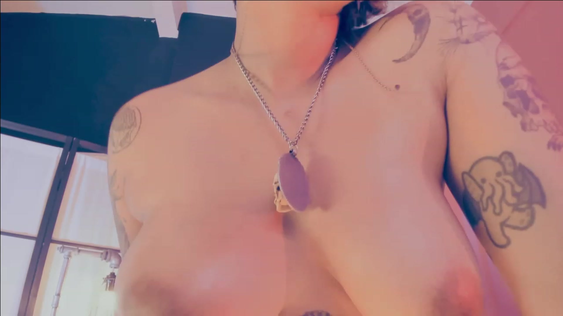 Gallery image thumbnail from AbraxxysRadio's myfreecams stream on, 06/17/2023, 23:17 image 10 of 20