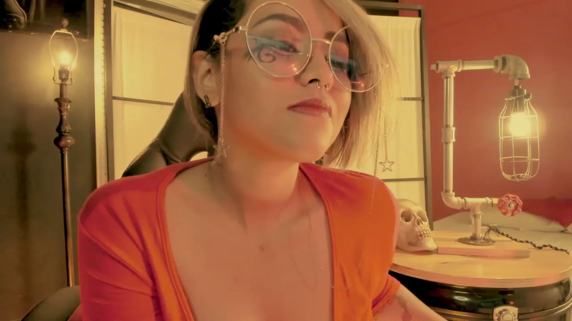 Gallery image thumbnail from AbraxxysRadio's myfreecams stream on, 06/21/2023, 01:13 image 8 of 20