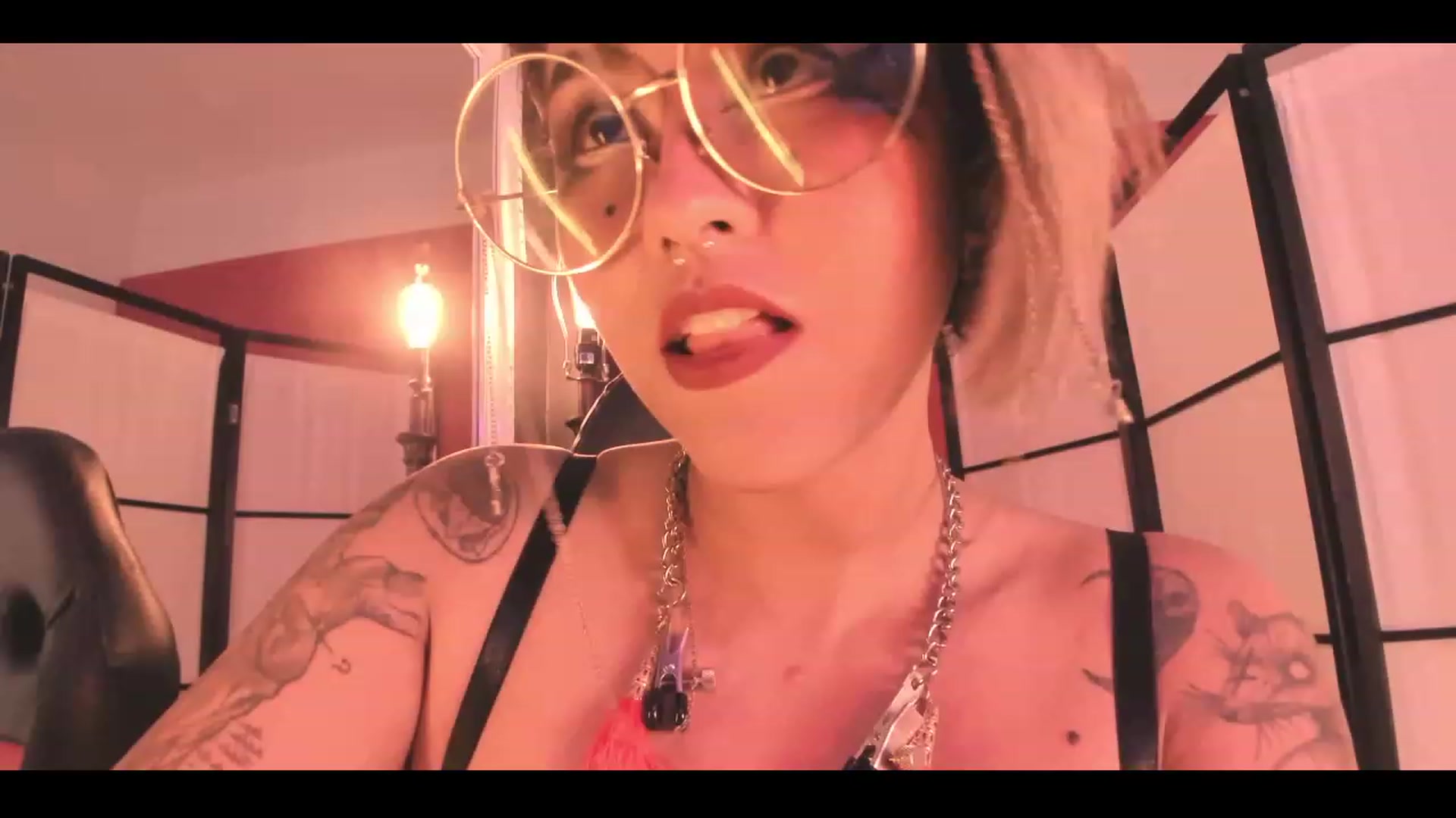 Gallery image thumbnail from AbraxxysRadio's myfreecams stream on, 06/22/2023, 23:42 image 13 of 20