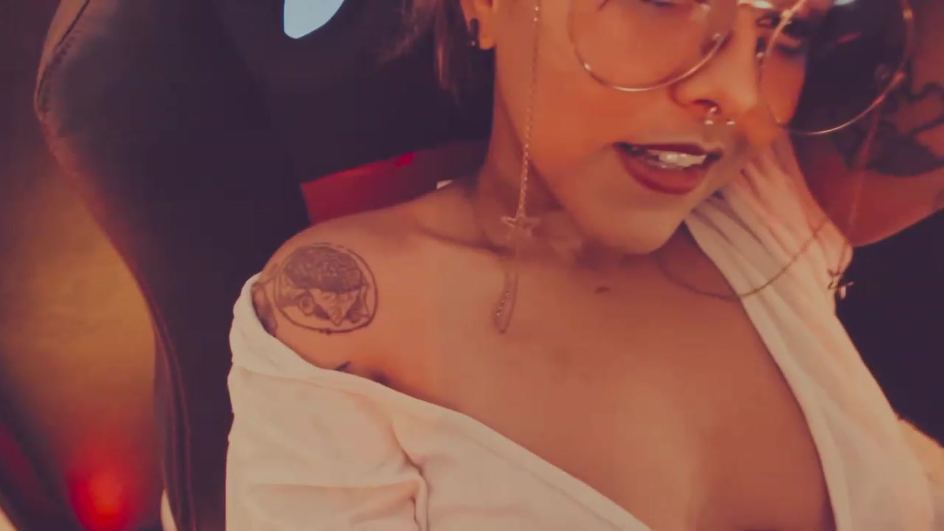 Gallery image thumbnail from AbraxxysRadio's myfreecams stream on, 06/24/2023, 23:37 image 8 of 20