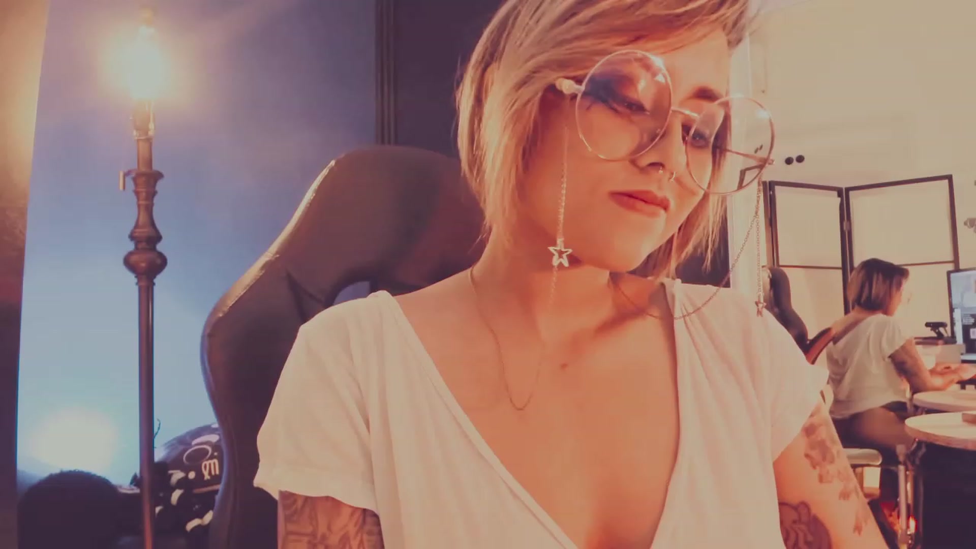 Gallery image thumbnail from AbraxxysRadio's myfreecams stream on, 06/25/2023, 01:49 image 6 of 20