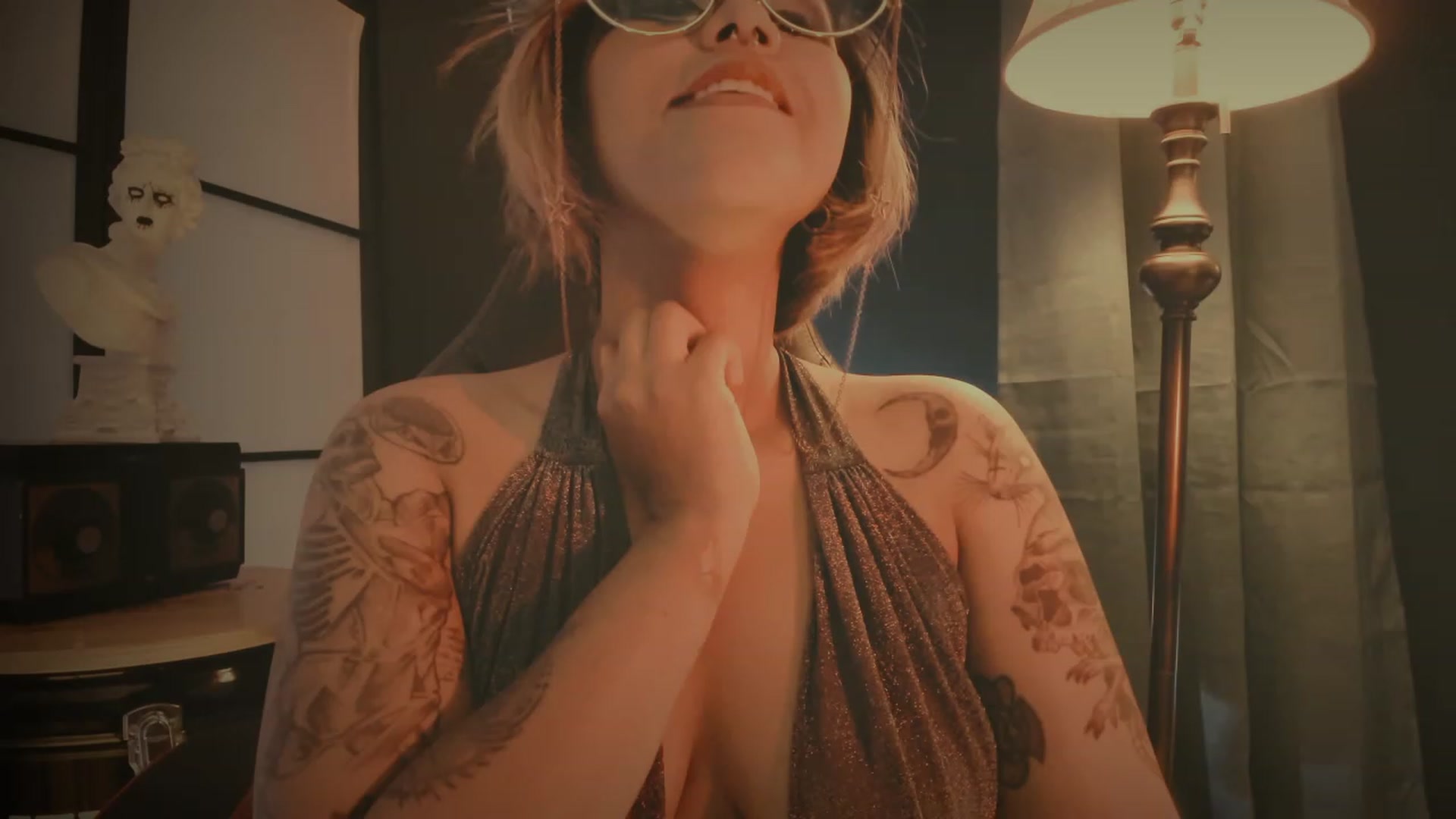 Gallery image thumbnail from AbraxxysRadio's myfreecams stream on, 06/25/2023, 17:54 image 14 of 20