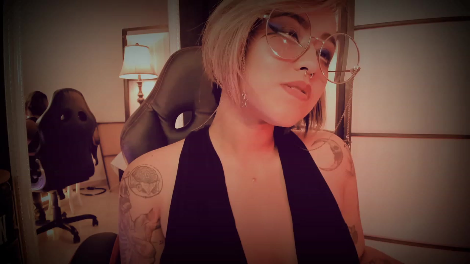 Gallery image thumbnail from AbraxxysRadio's myfreecams stream on, 06/30/2023, 24:01 image 14 of 20