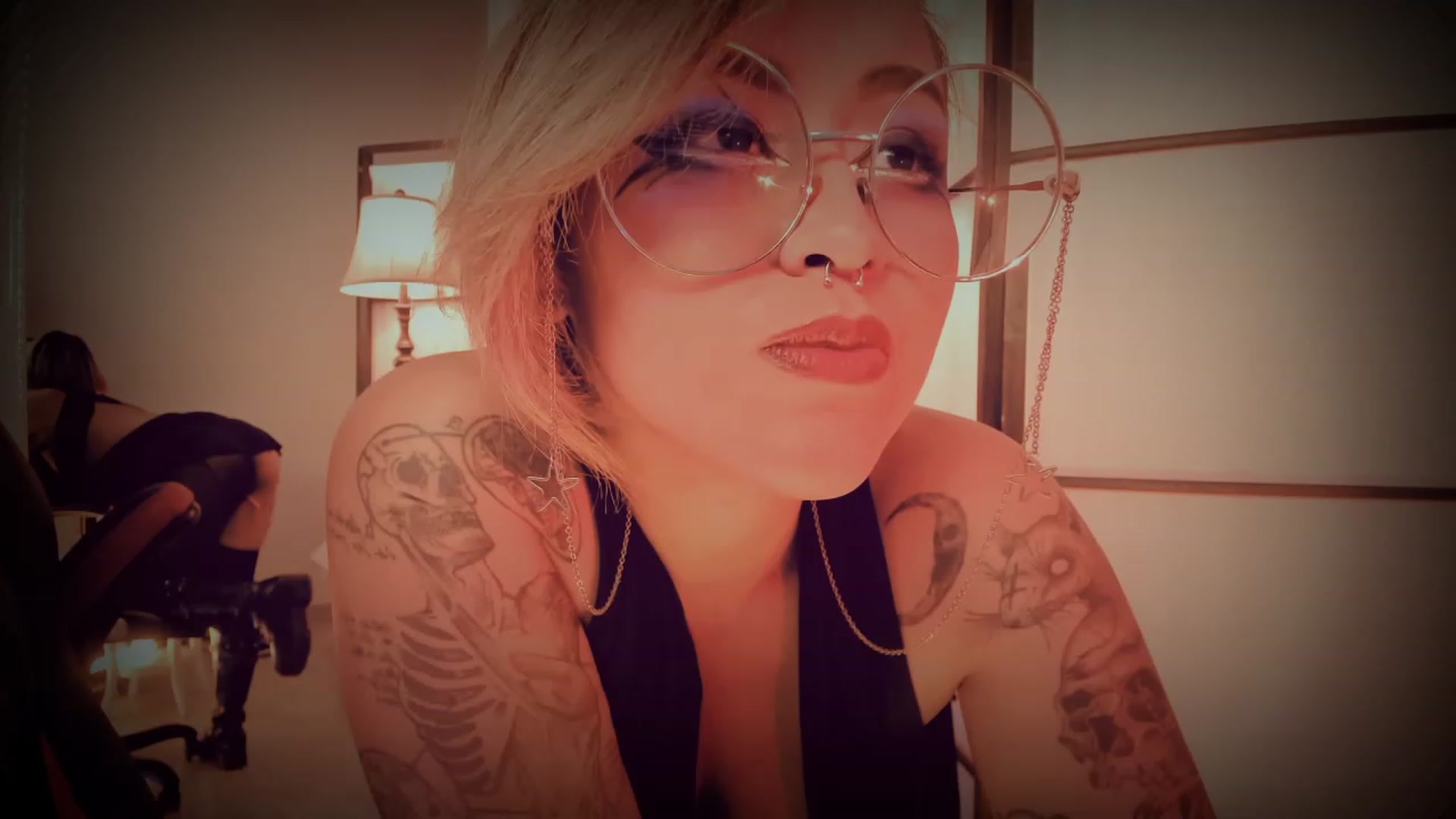 Gallery image thumbnail from AbraxxysRadio's myfreecams stream on, 06/30/2023, 01:10 image 4 of 20
